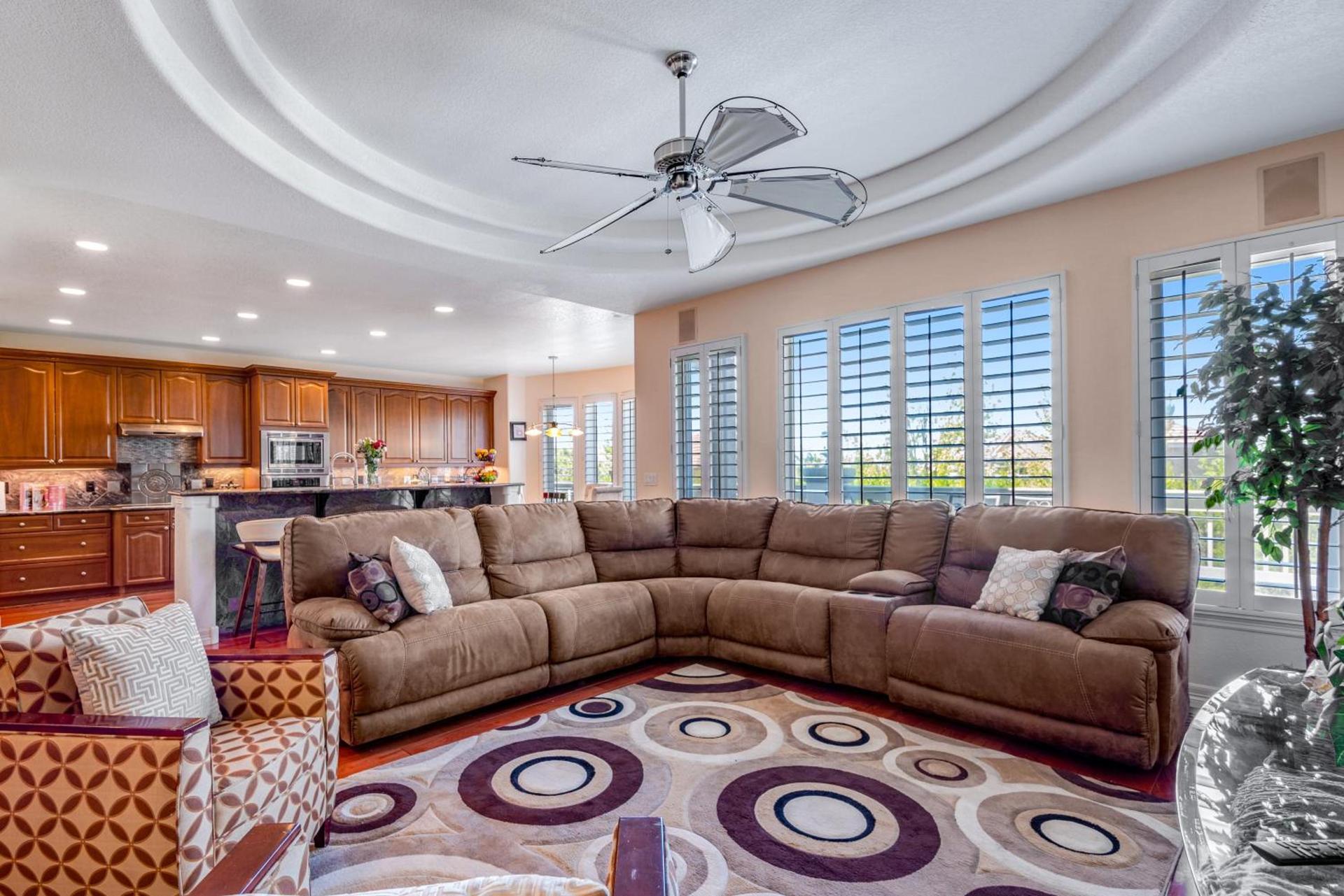 Cozy Winter Escape Scenic View, Luxury, Pool Tabl photo 25