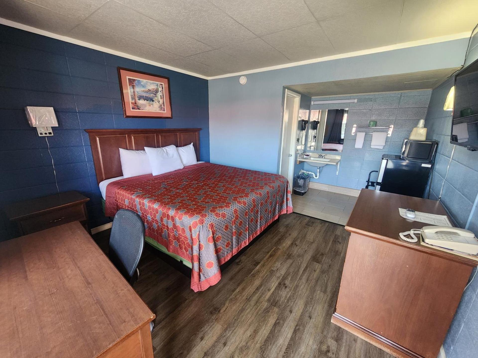 Guest House Motel photo 9