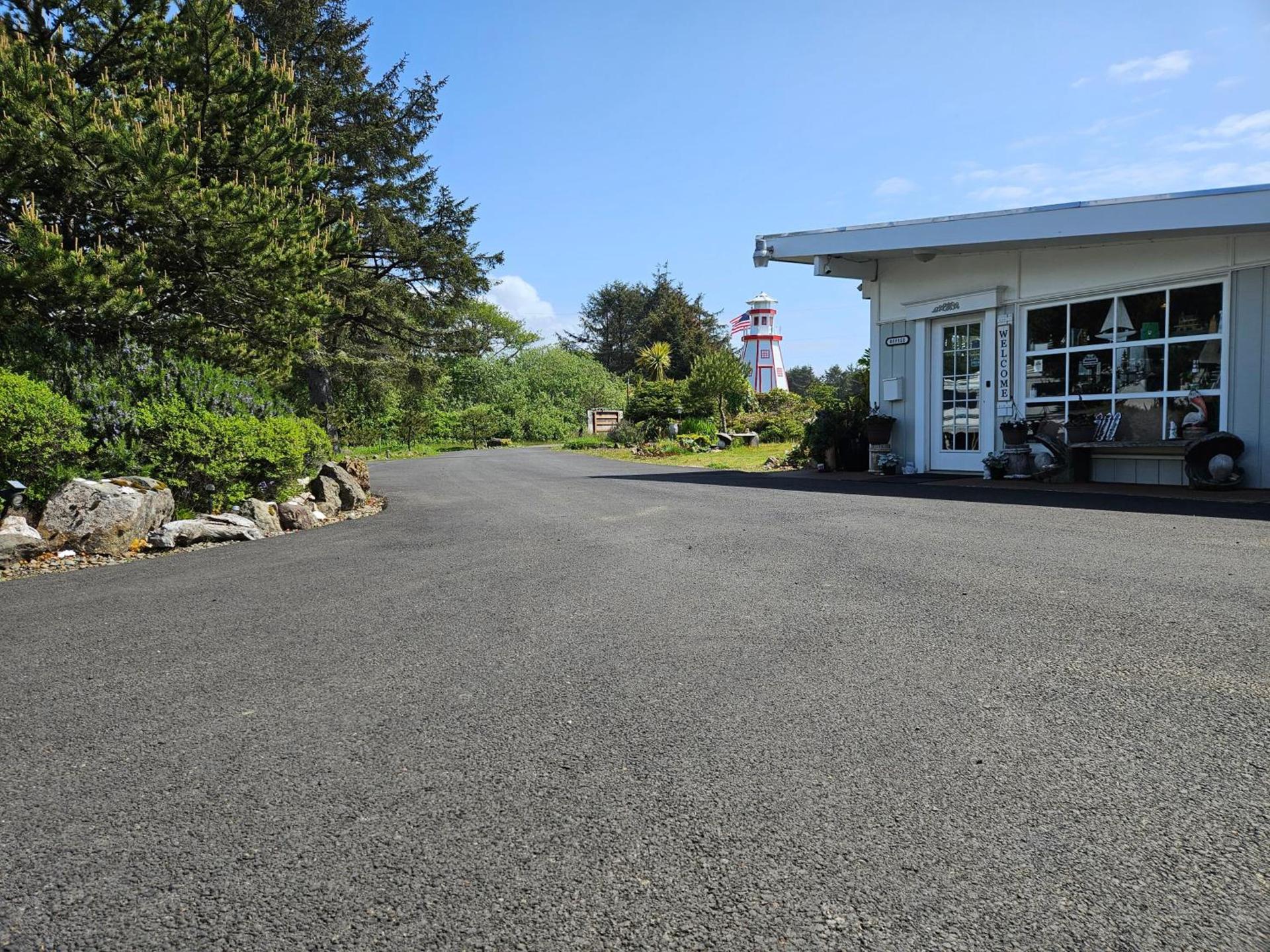 Beachwood Condos & Resort photo 67