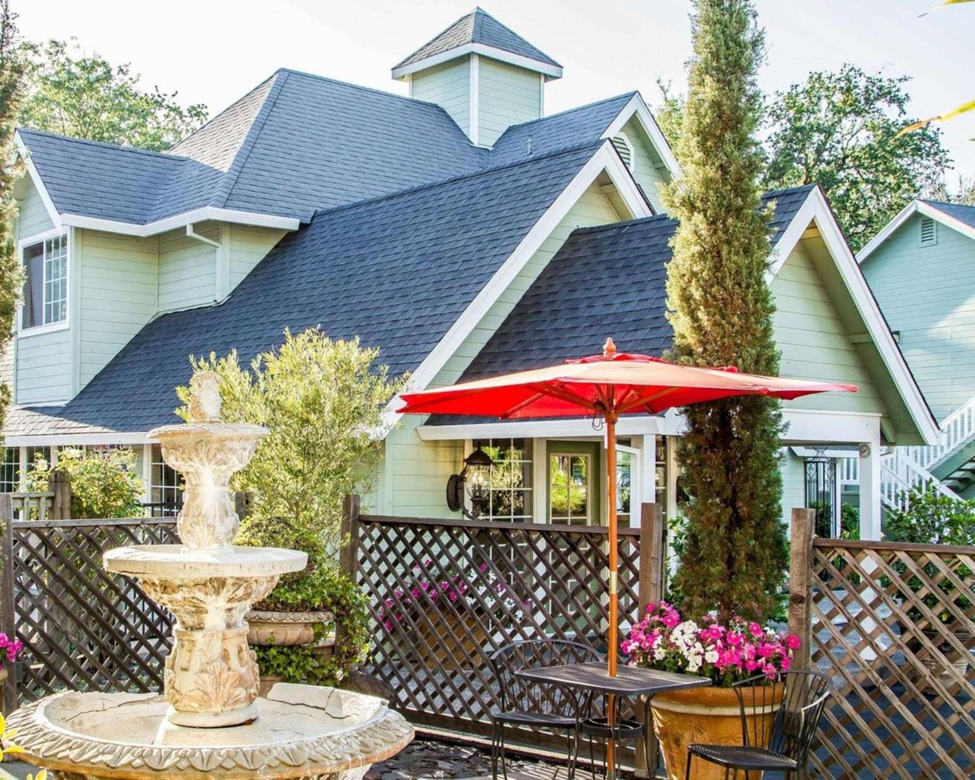 The Inn at Baechtel Creek photo 2
