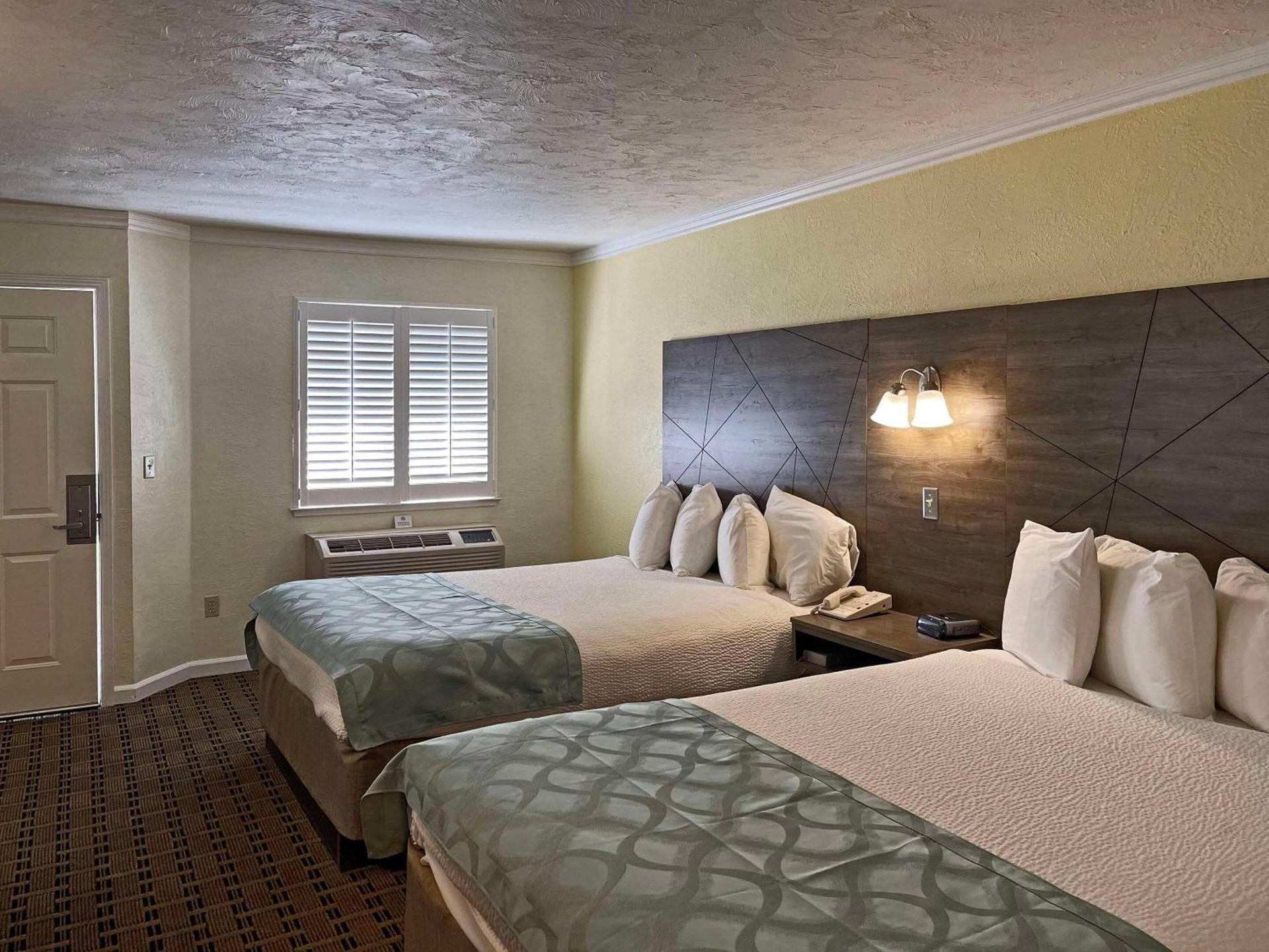 The Inn at Baechtel Creek photo 22