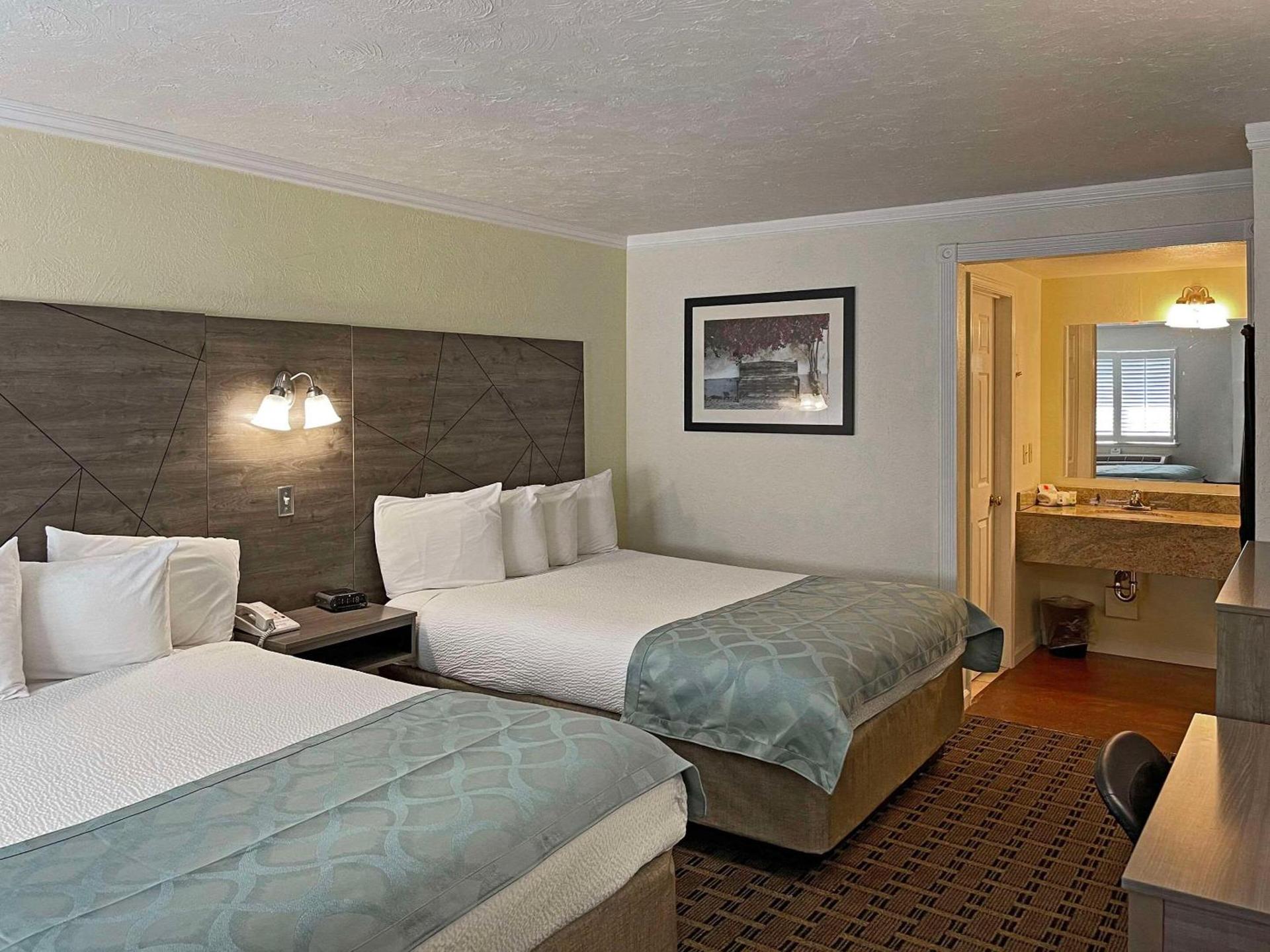 The Inn at Baechtel Creek photo 23