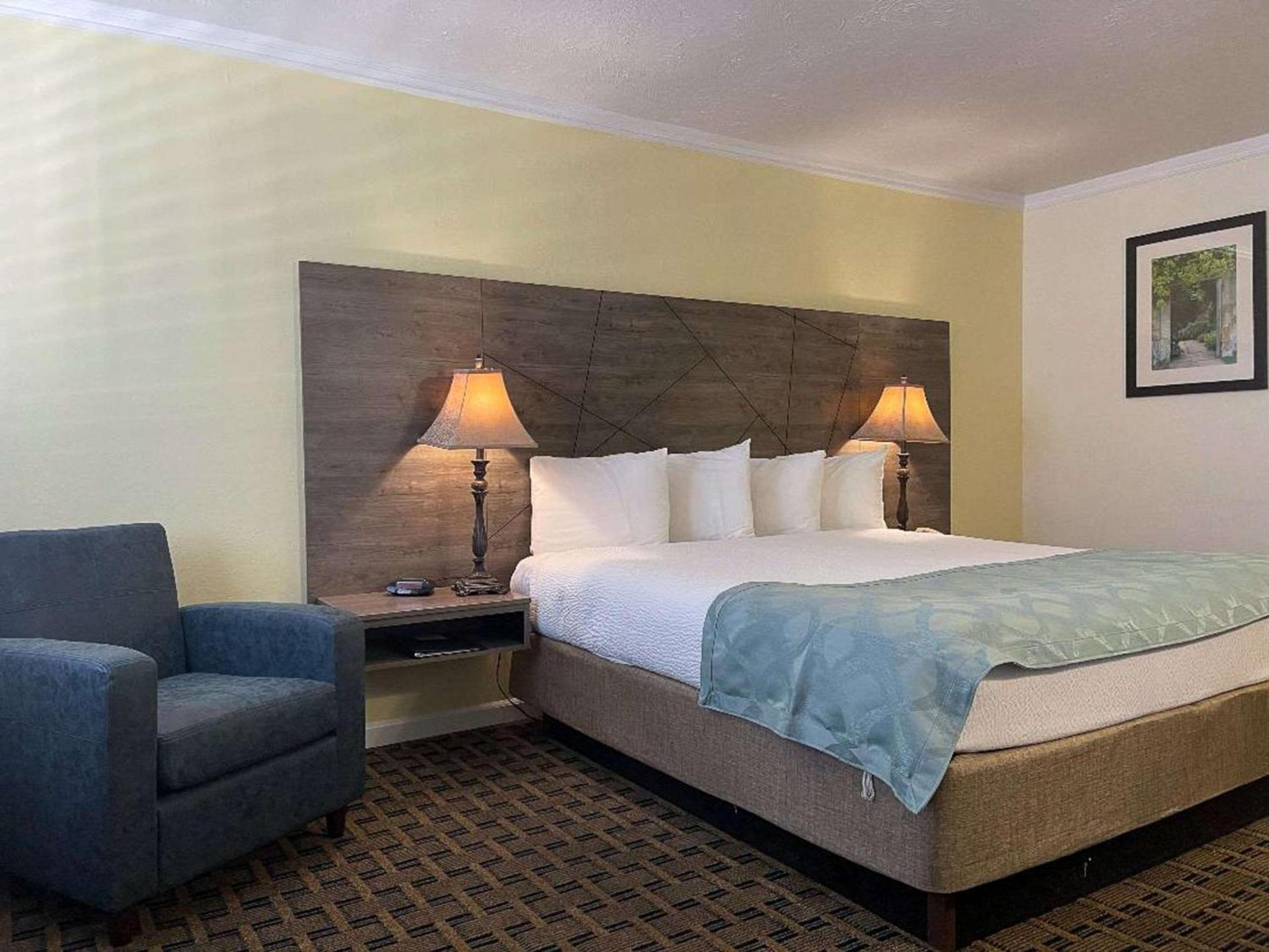 The Inn at Baechtel Creek photo 25