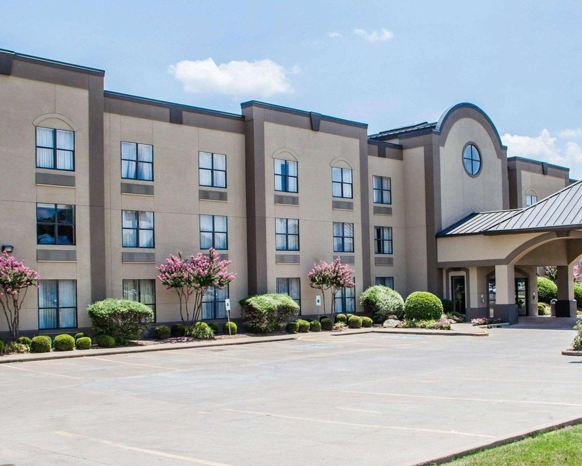 Comfort Suites McAlester photo 2