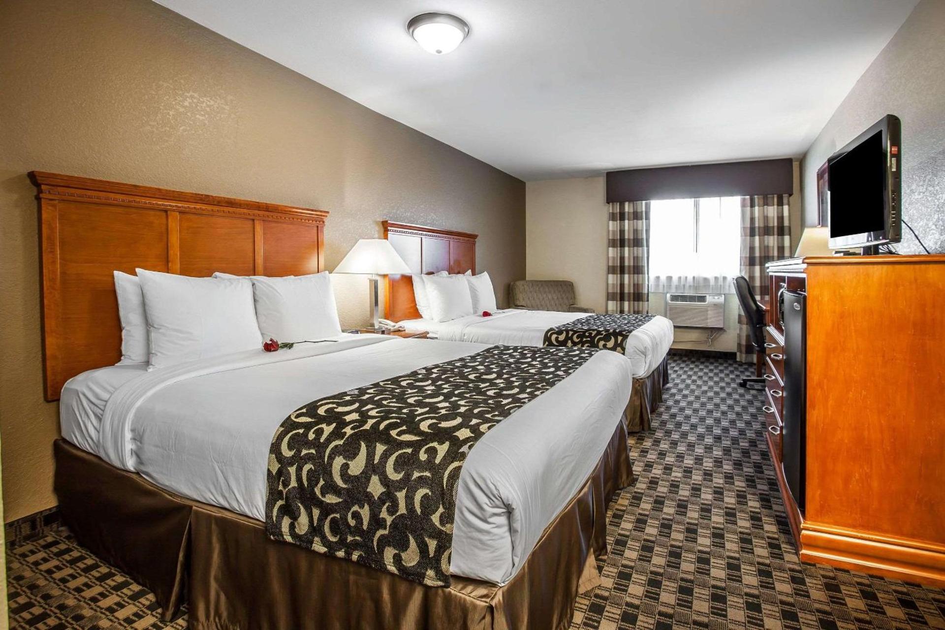 Clarion Inn Renton-Seattle photo 6