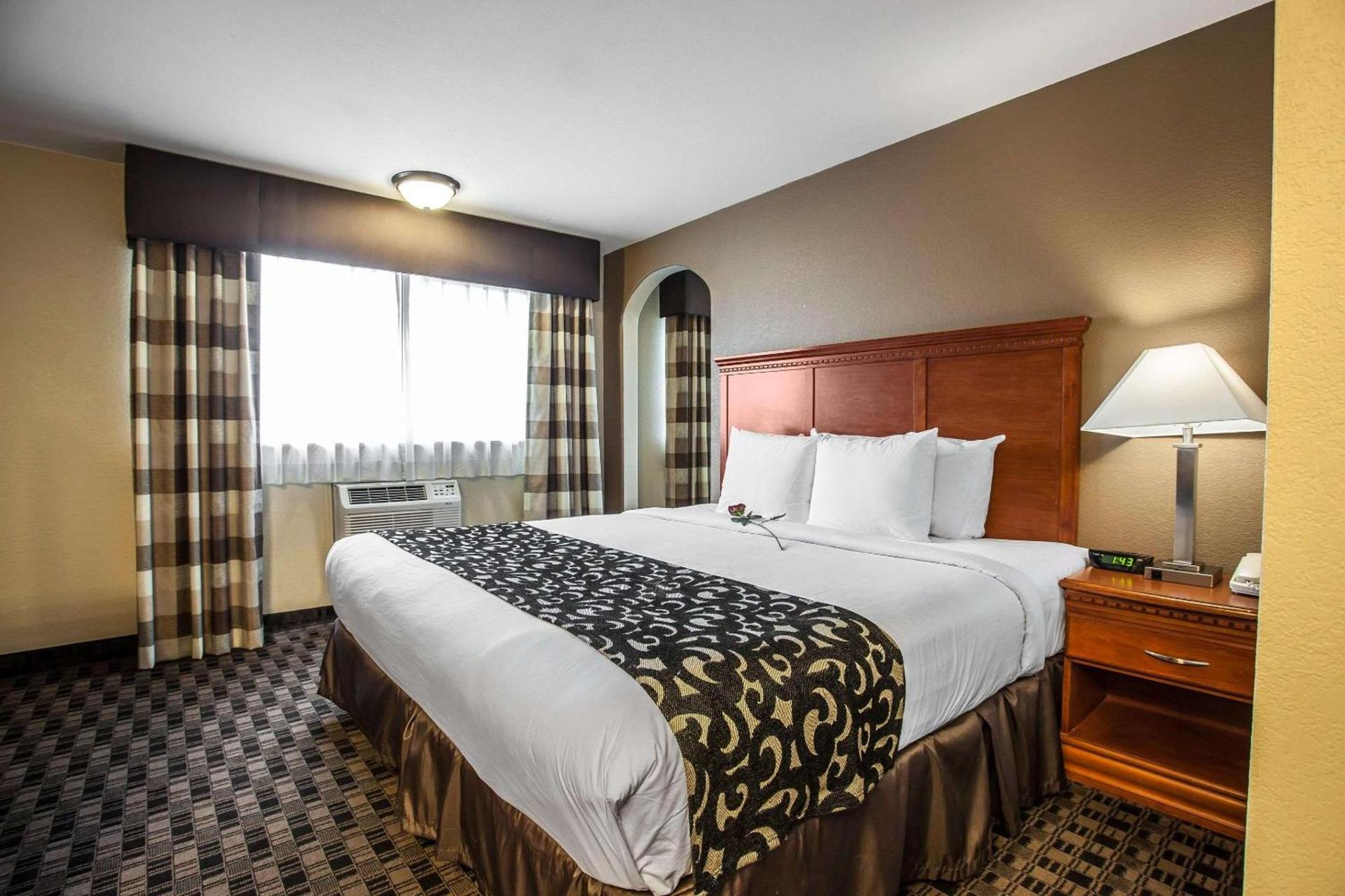 Clarion Inn Renton-Seattle photo 15