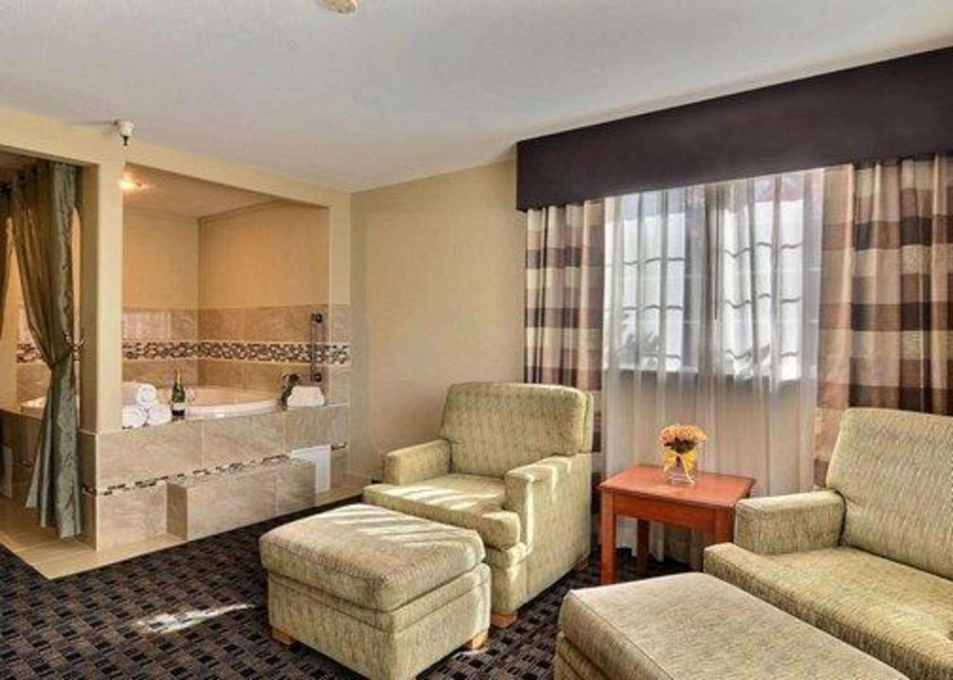 Clarion Inn Renton-Seattle photo 12