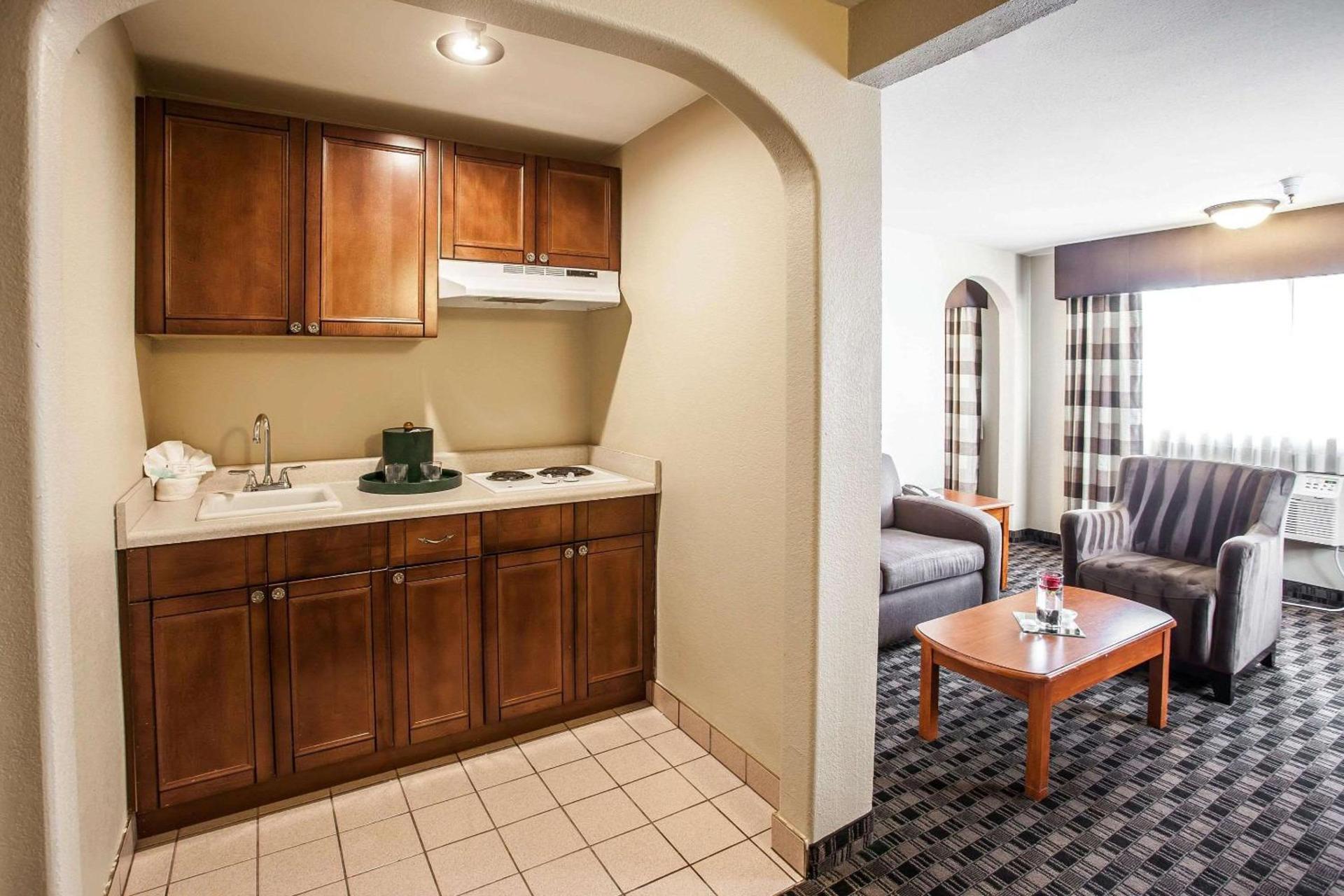Clarion Inn Renton-Seattle photo 17