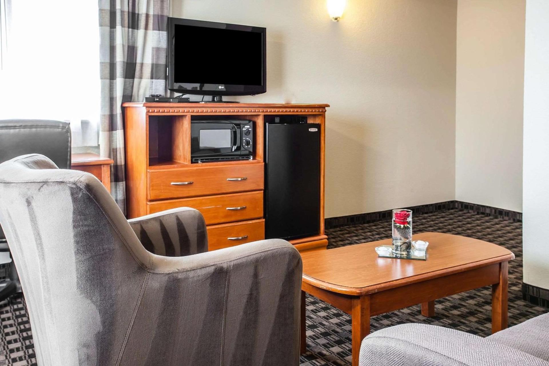 Clarion Inn Renton-Seattle photo 21