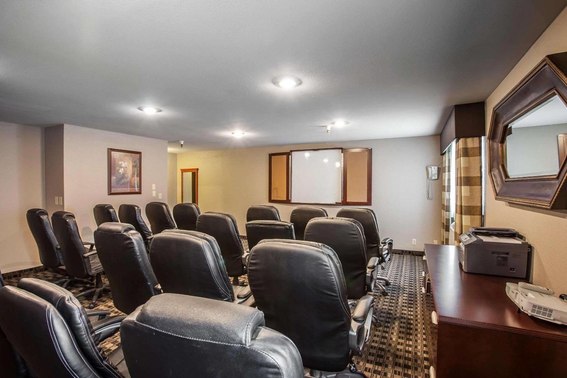 Clarion Inn Renton-Seattle photo 27