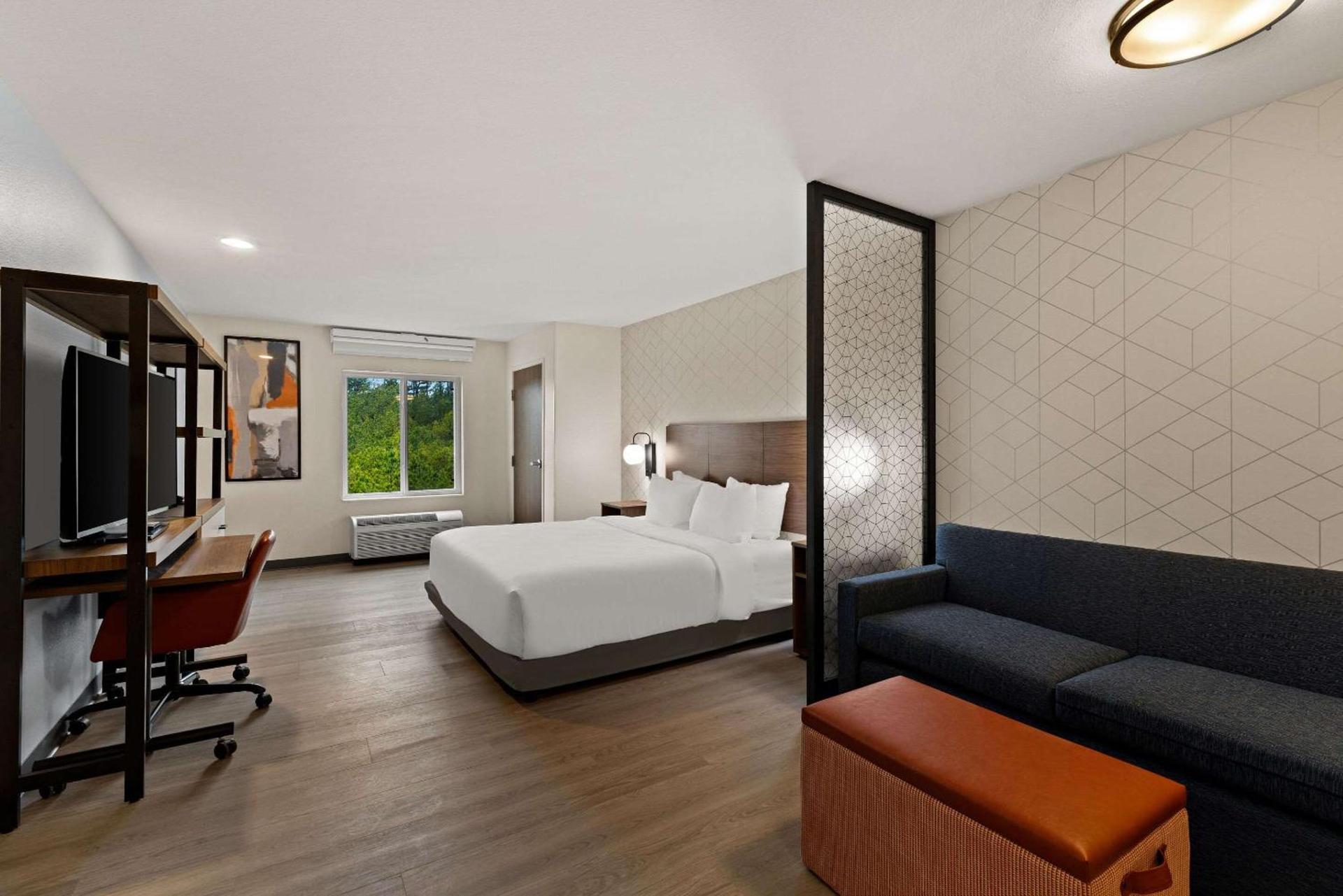 Everhome Suites Atlanta Newnan photo 10