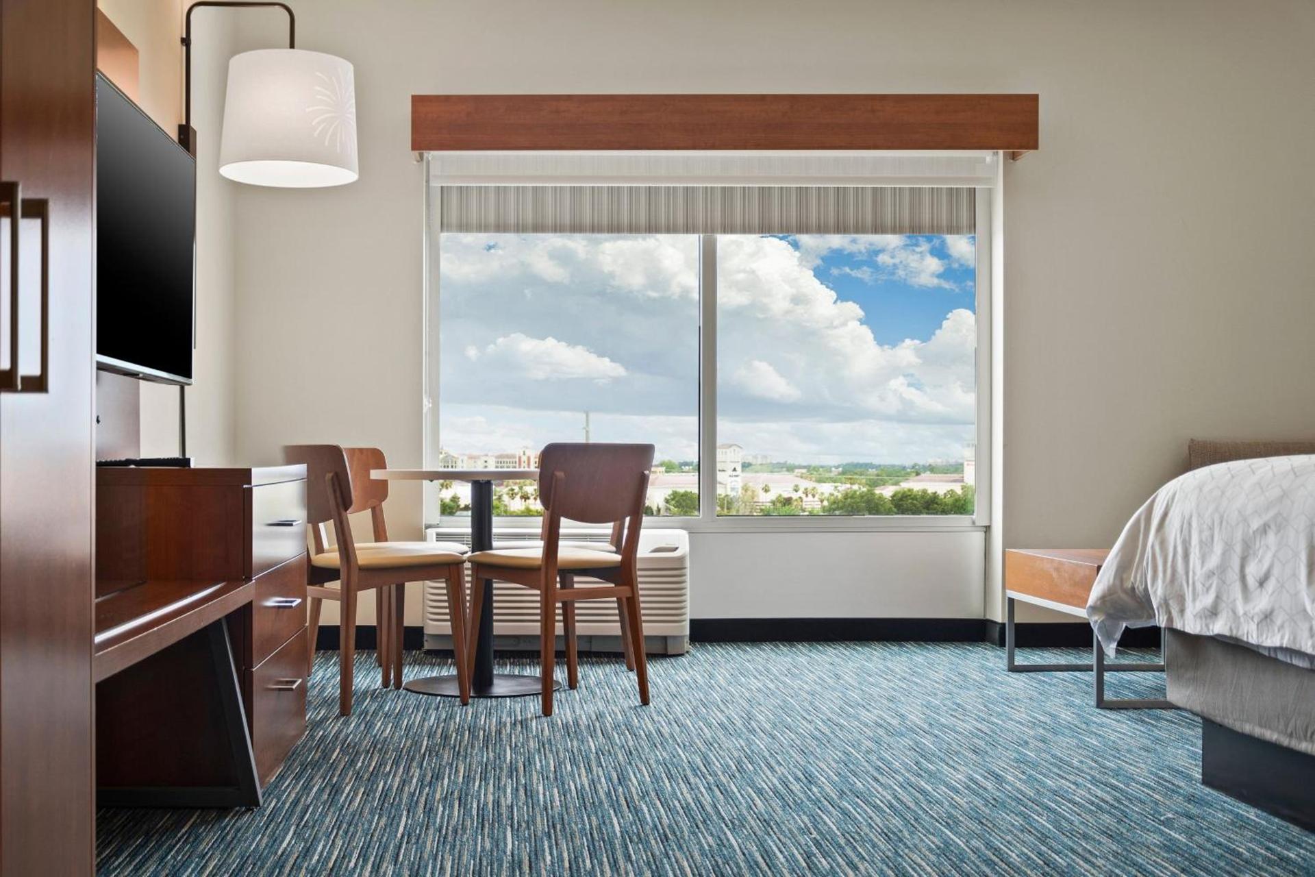 Holiday Inn Express & Suites Orlando- Lake Buena Vista by IHG photo 23