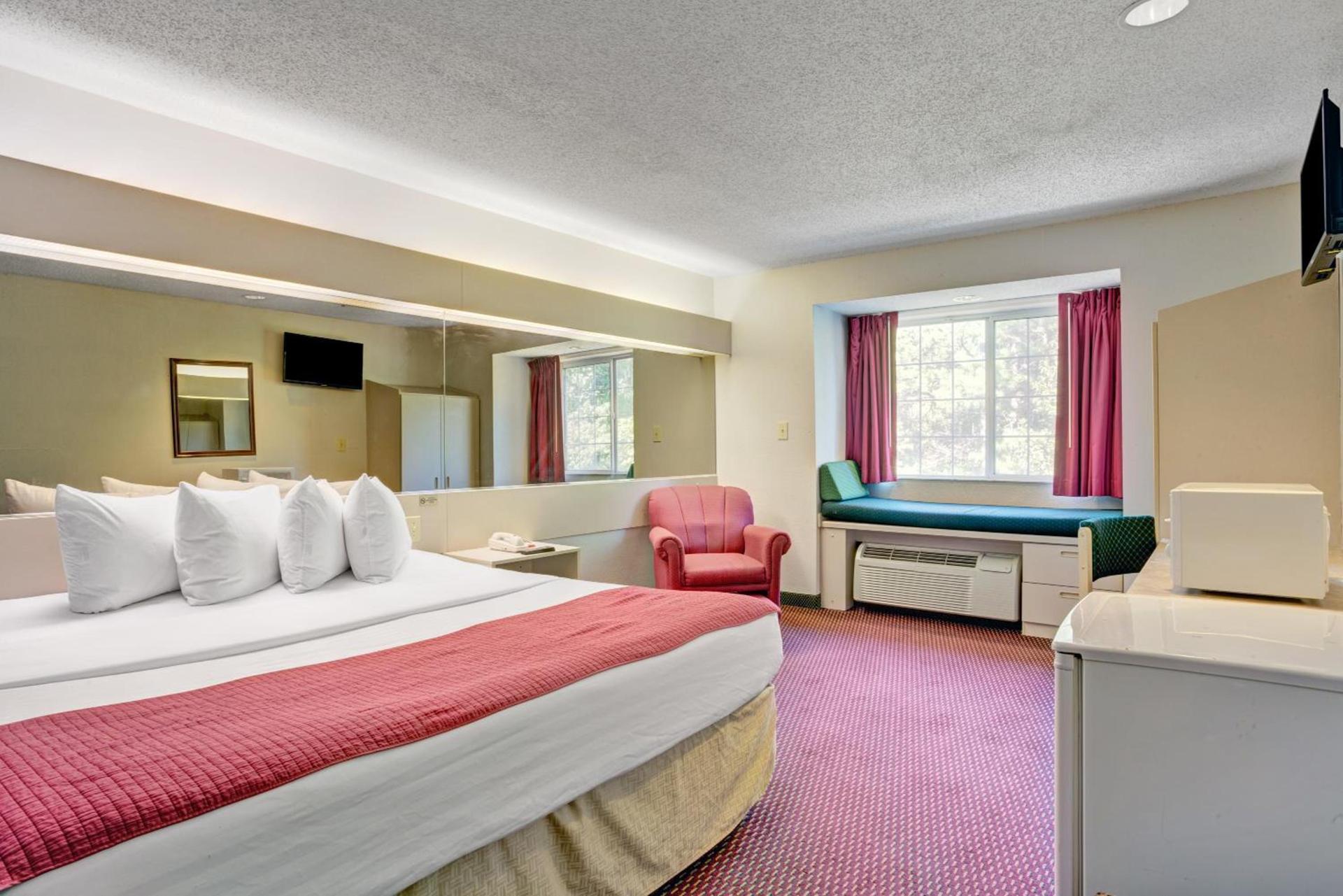 Stay Express inn and Suites Atlanta Union City photo 27