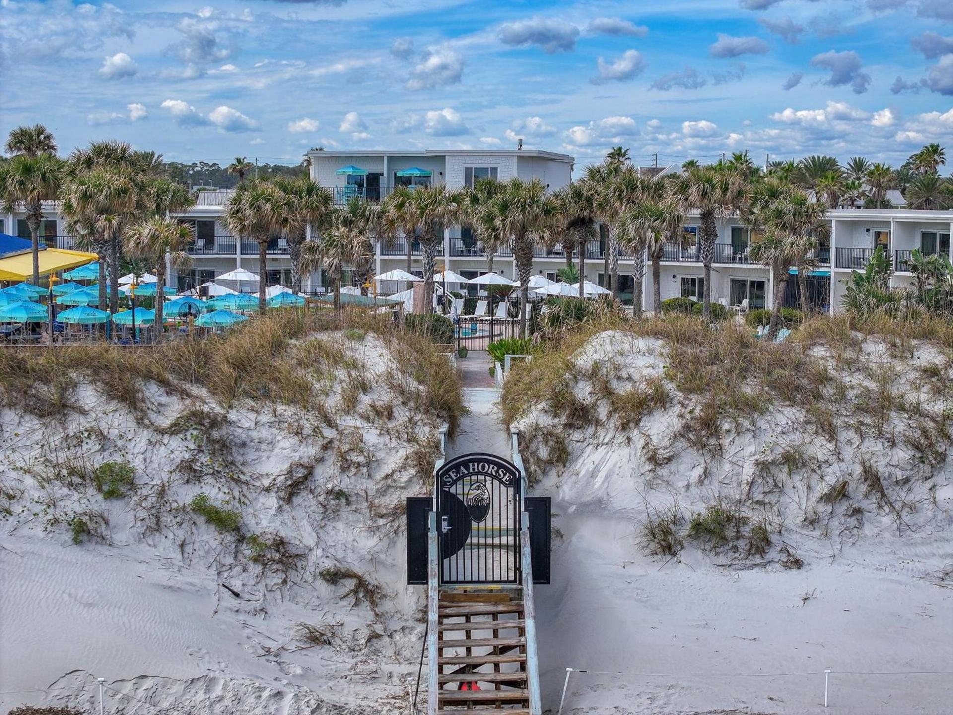Seahorse Oceanfront Inn photo 36