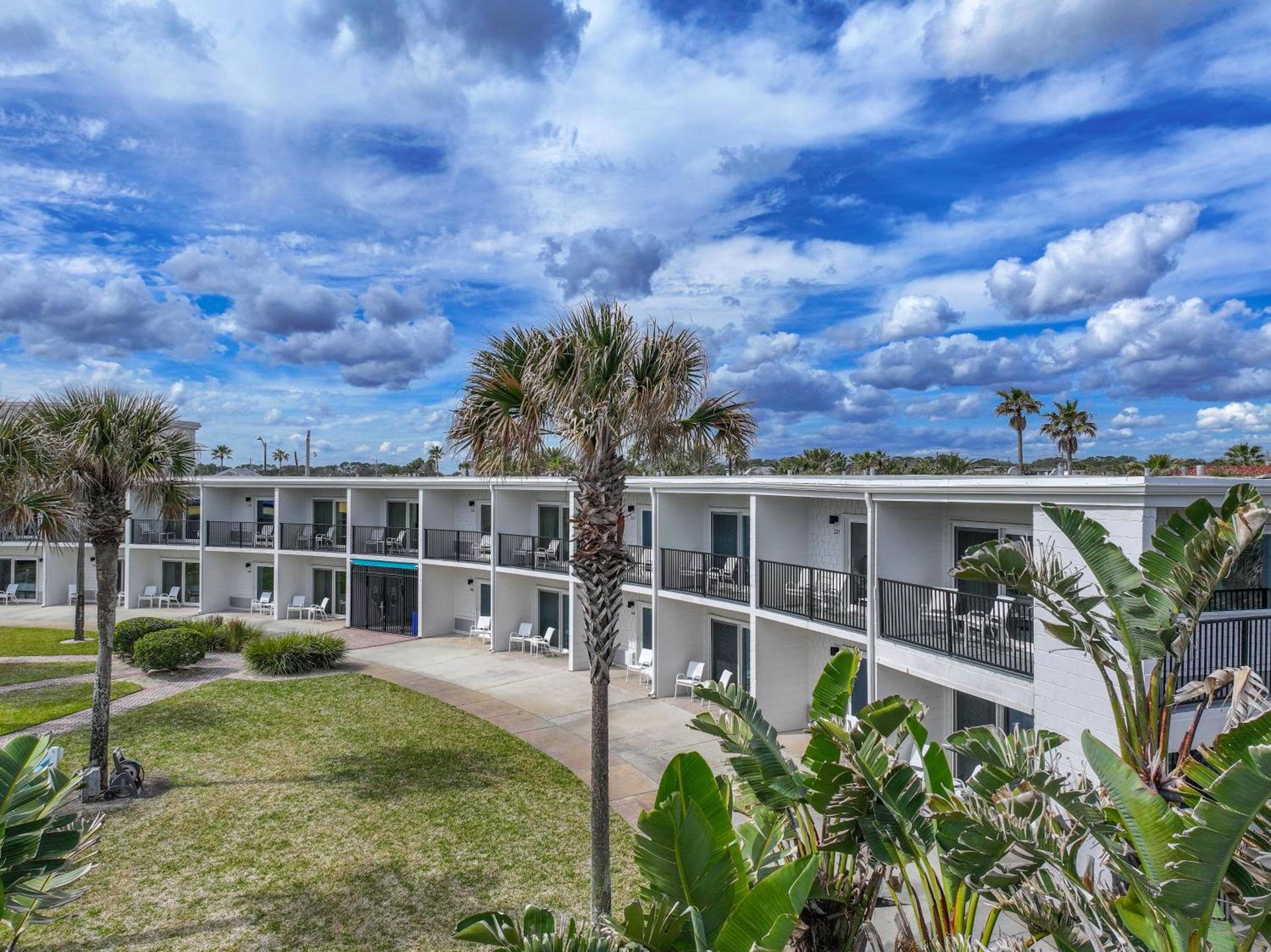 Seahorse Oceanfront Inn photo 7