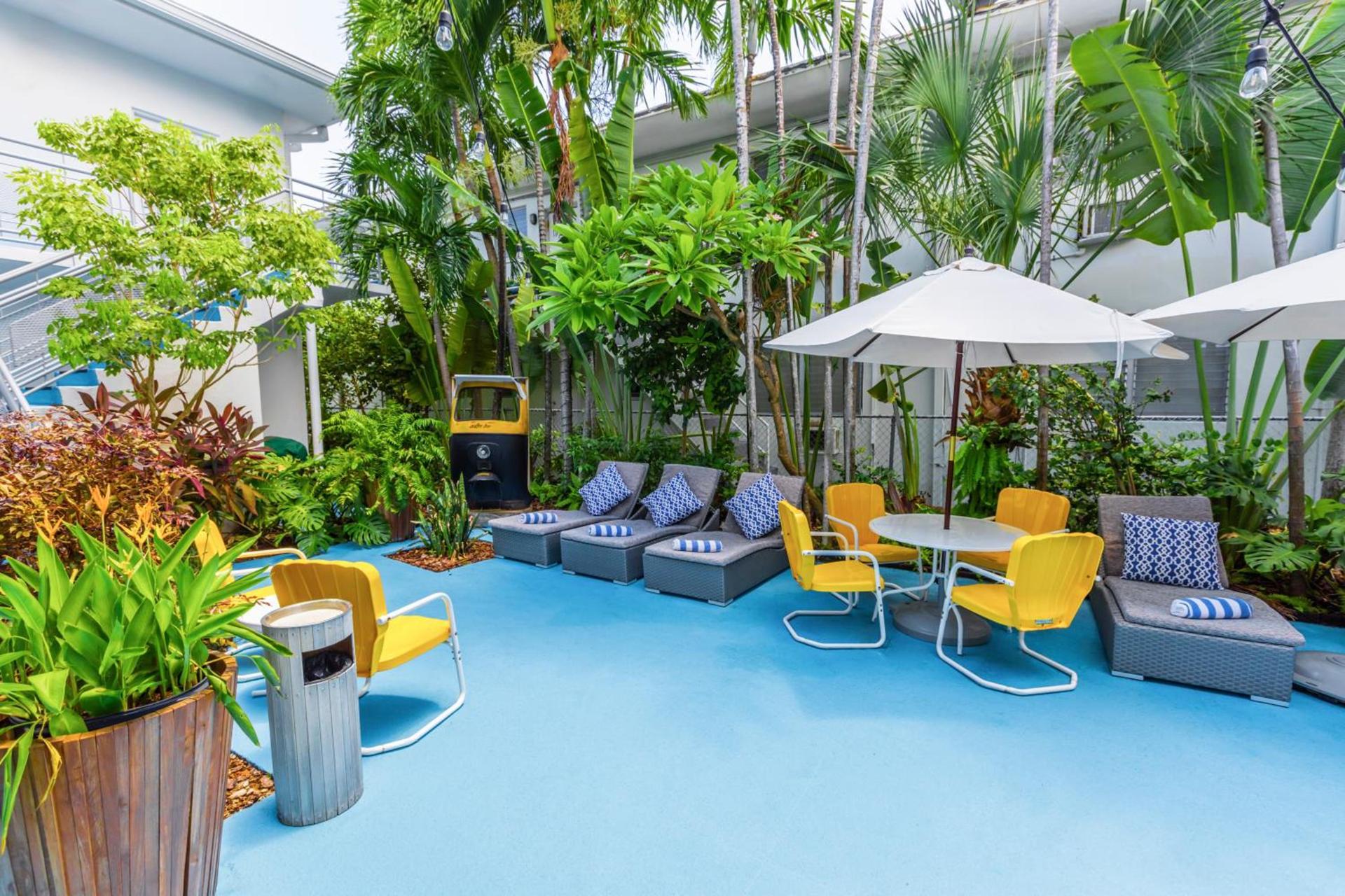 Beachside All Suites Hotel photo 2