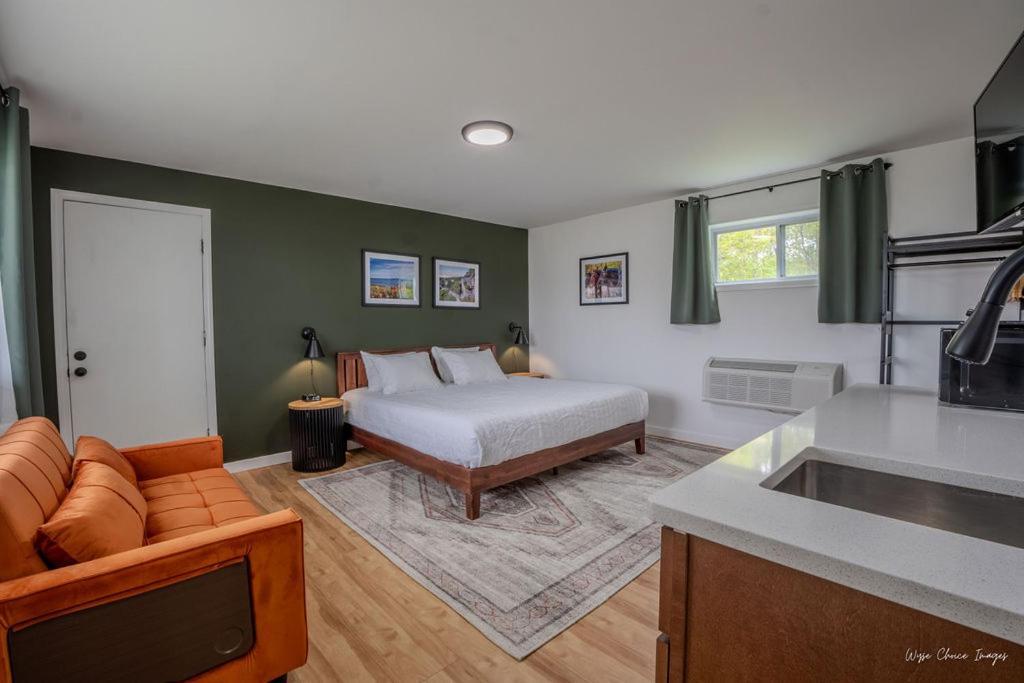 The Inn at Shady Pines photo 11