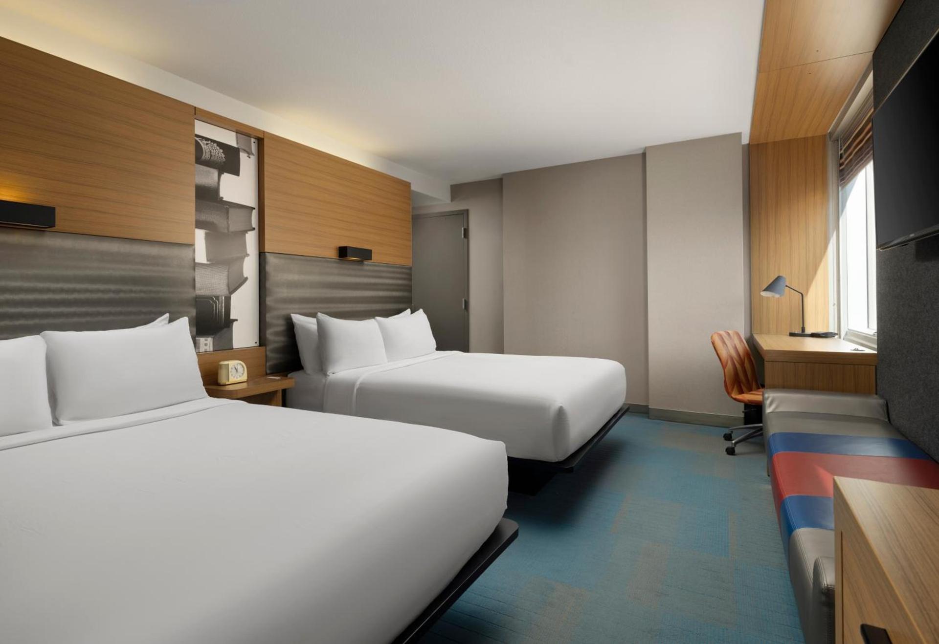 Aloft by Marriott Chicago Downtown River North photo 4