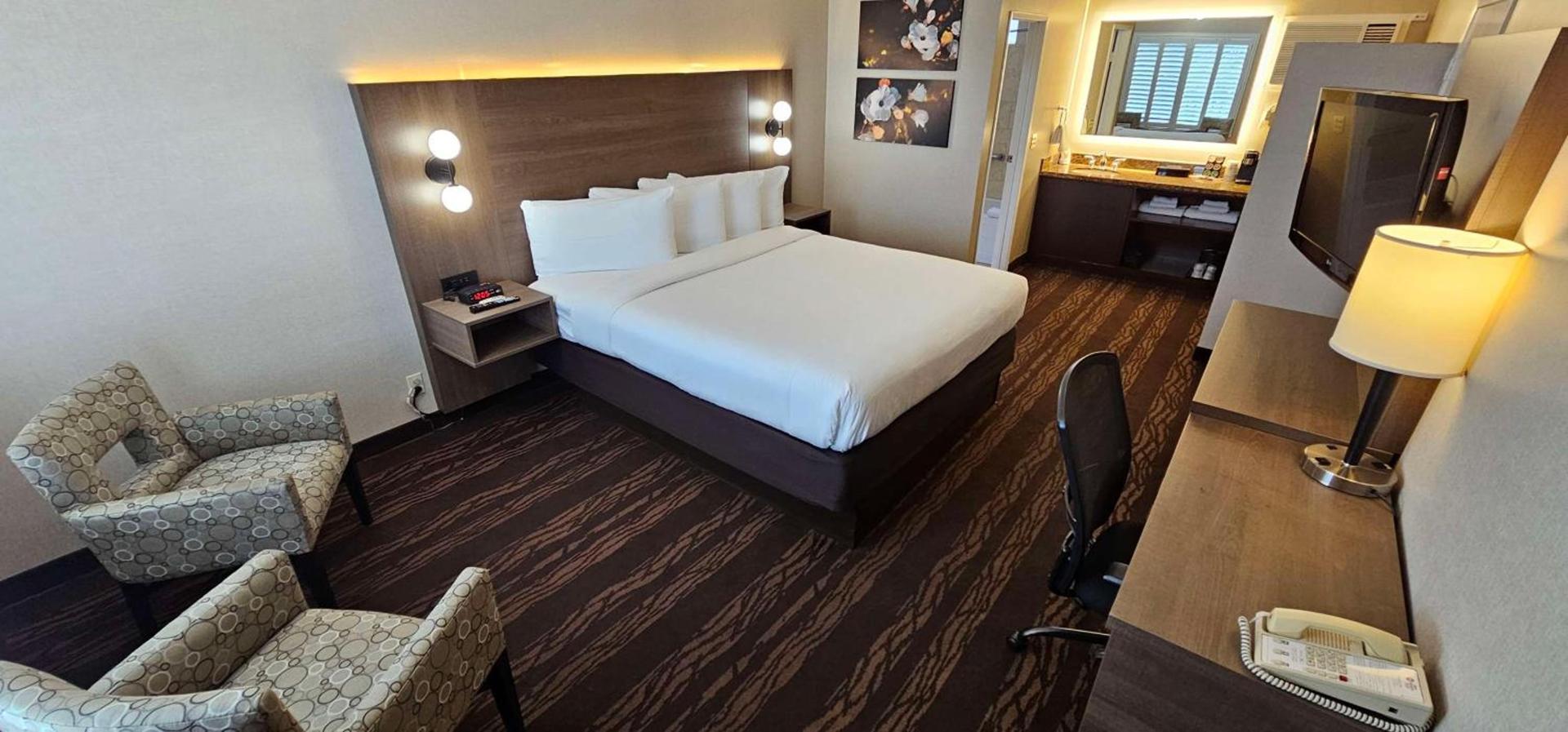 Best Western Plus Stovall's Inn photo 33