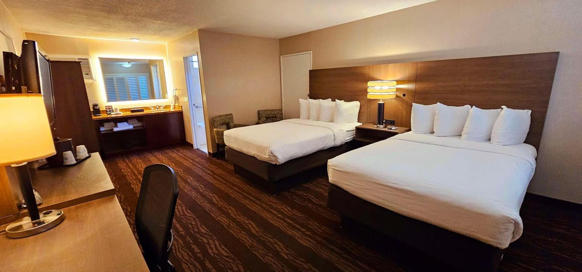 Best Western Plus Stovall's Inn photo 35