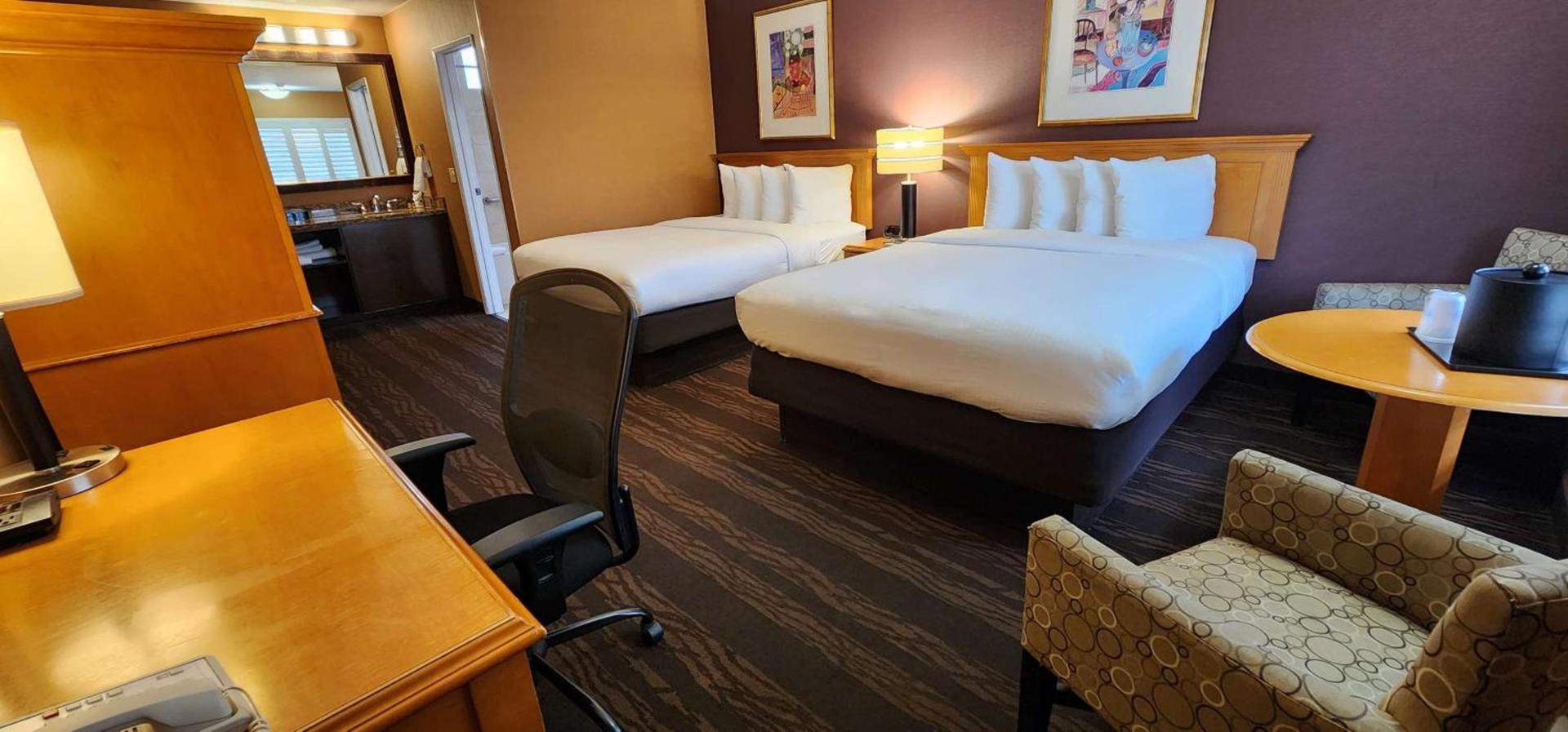 Best Western Plus Stovall's Inn photo 46