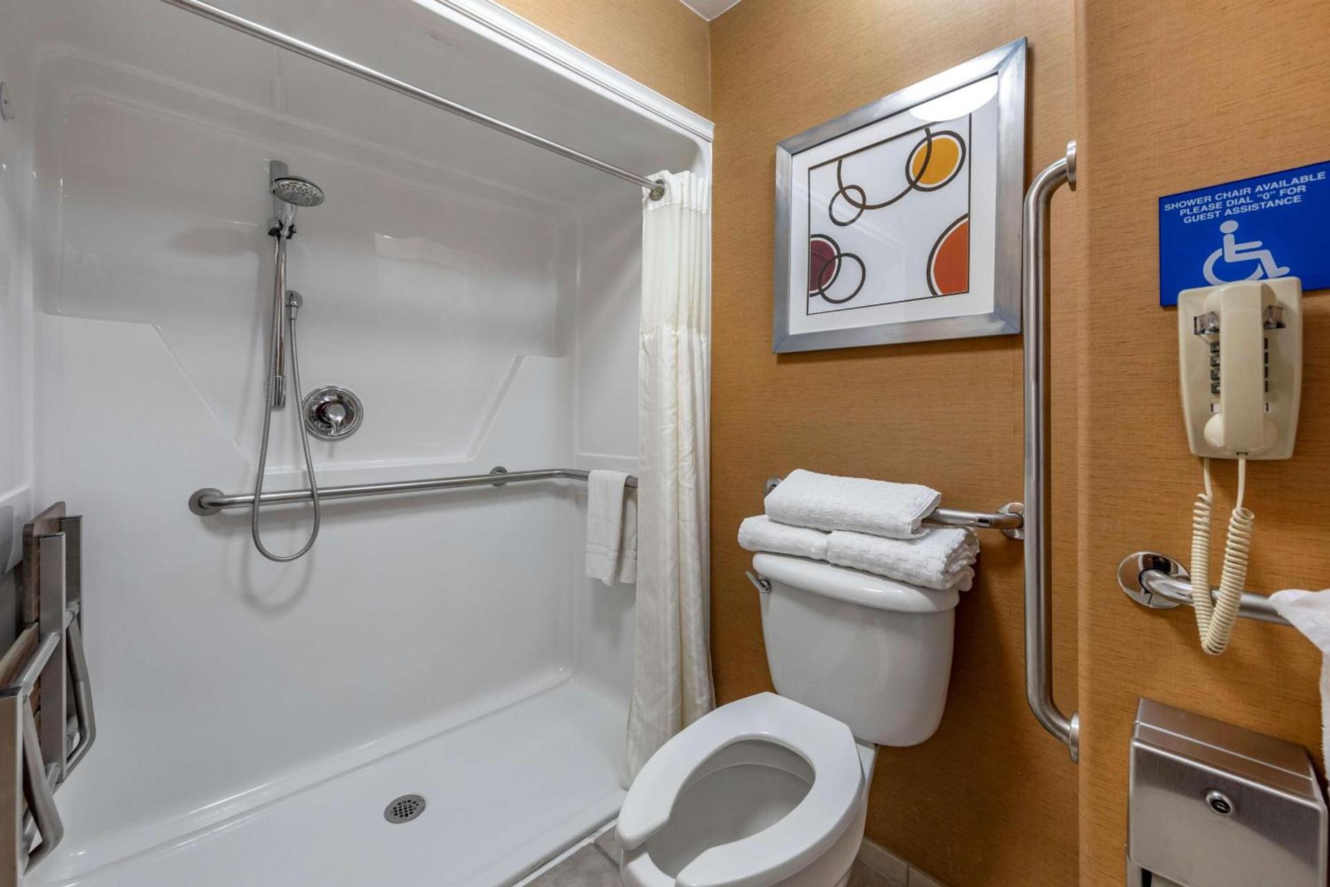 Best Western Plus Stovall's Inn photo 53