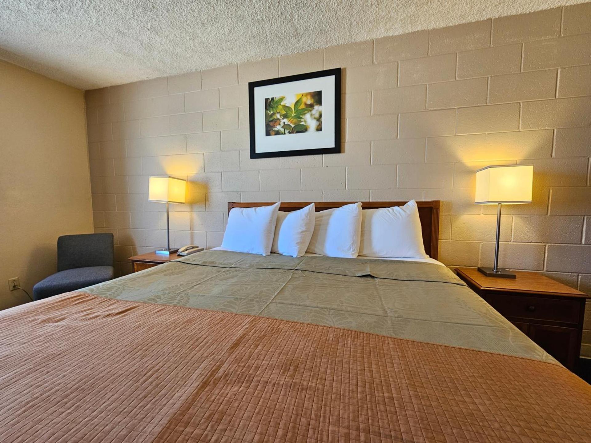 1st Choice Inn Rawlins photo 47