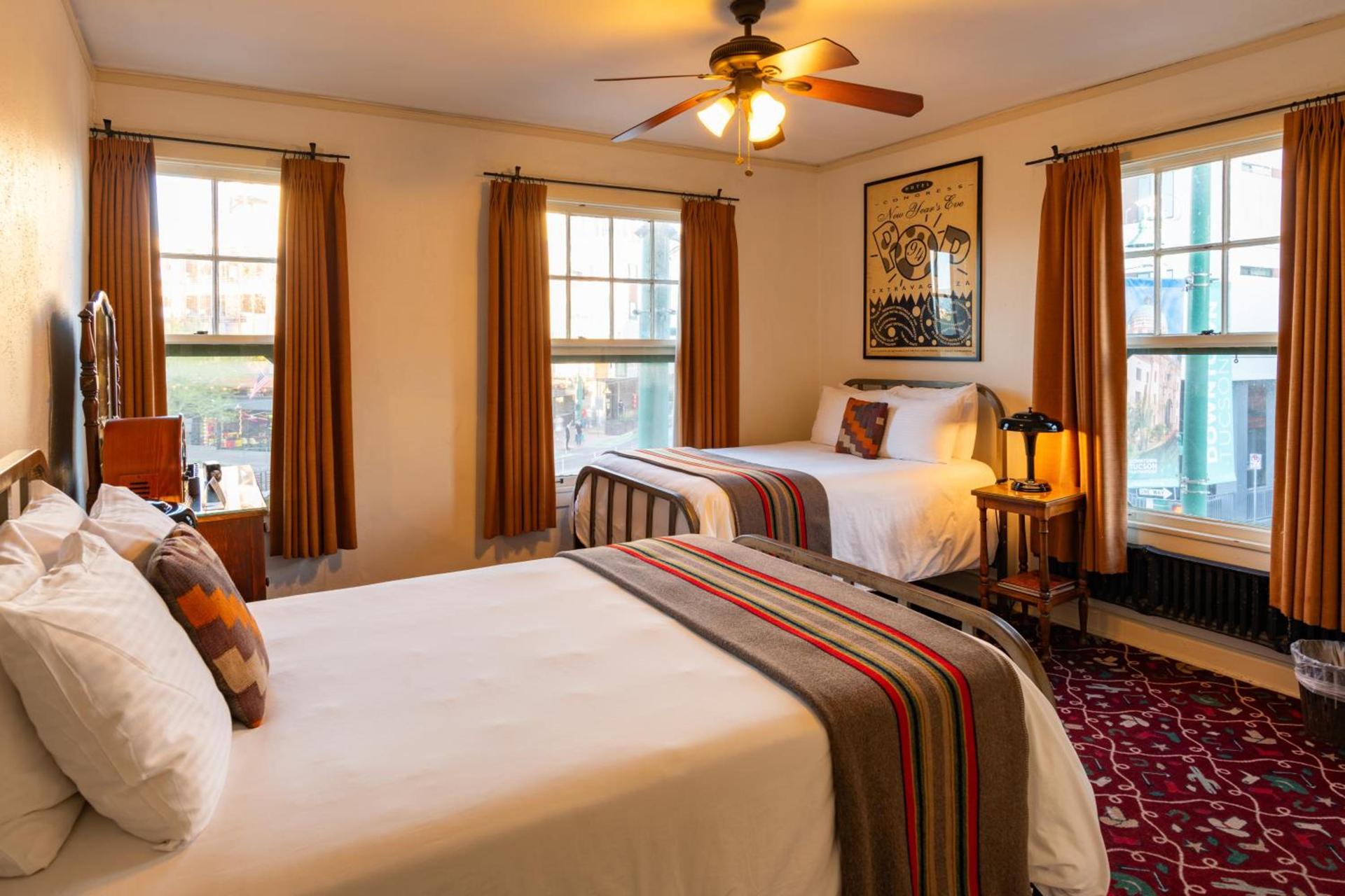 Hotel Congress photo 3