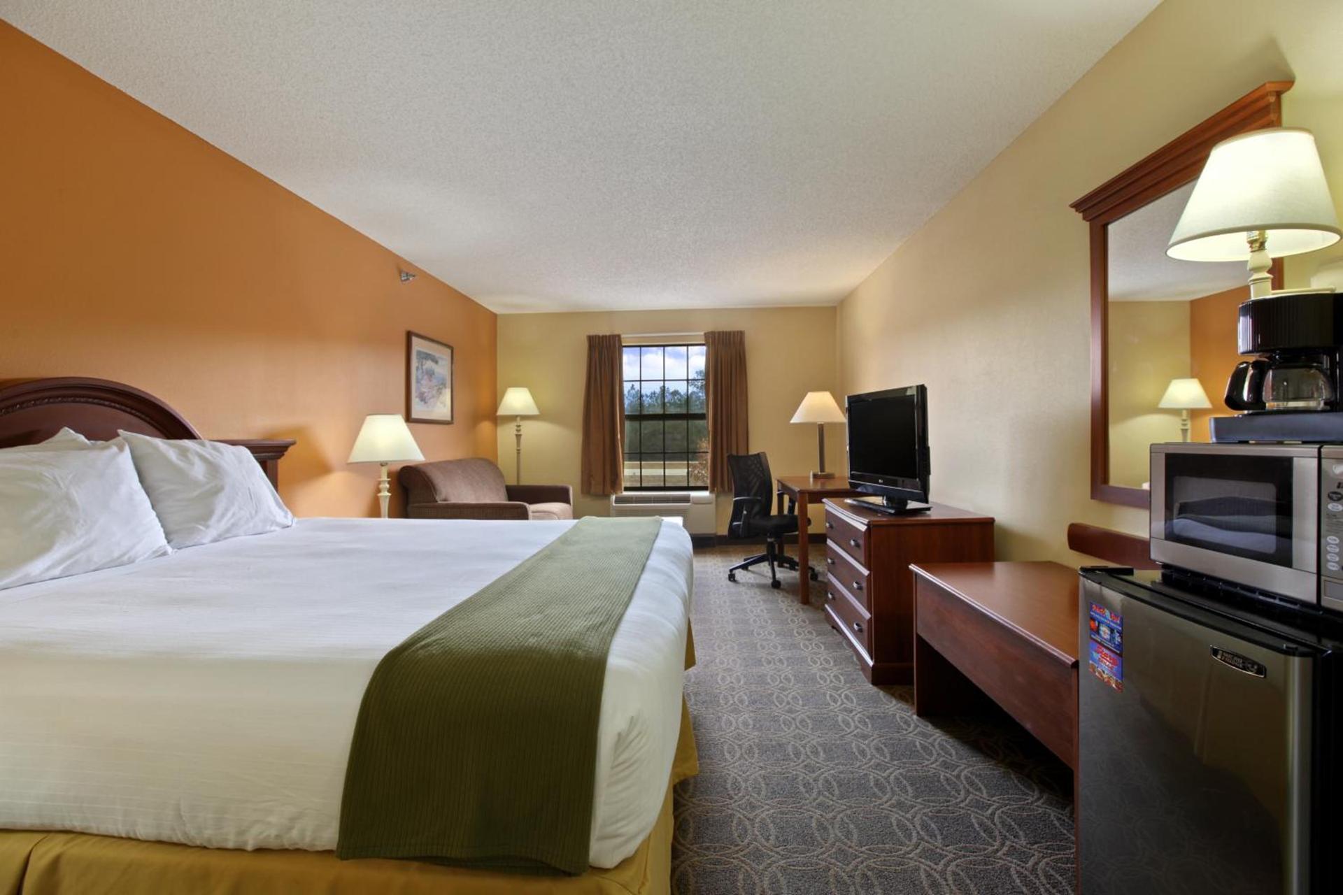 Days Inn by Wyndham Shallotte photo 43