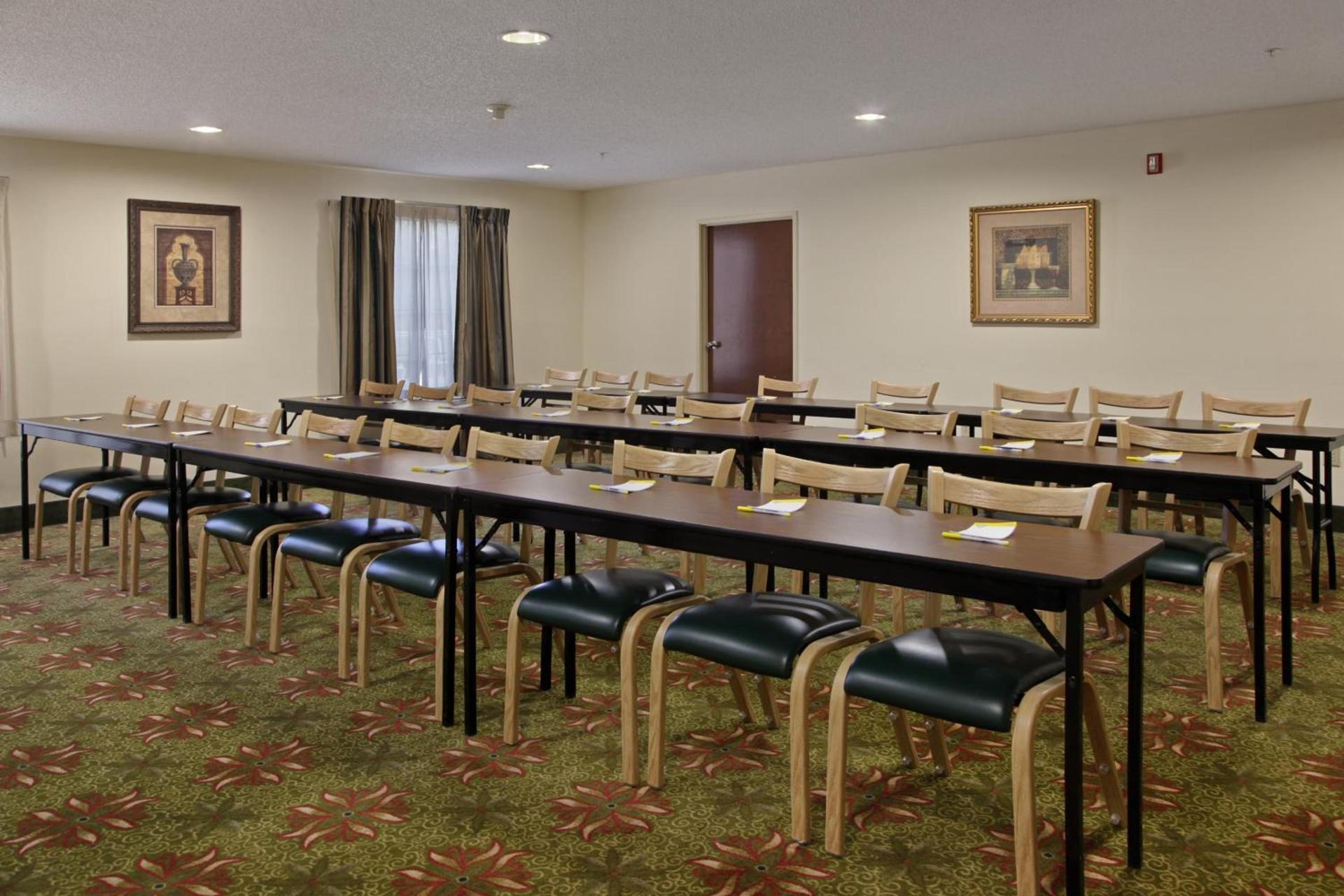 Days Inn by Wyndham Shallotte photo 42