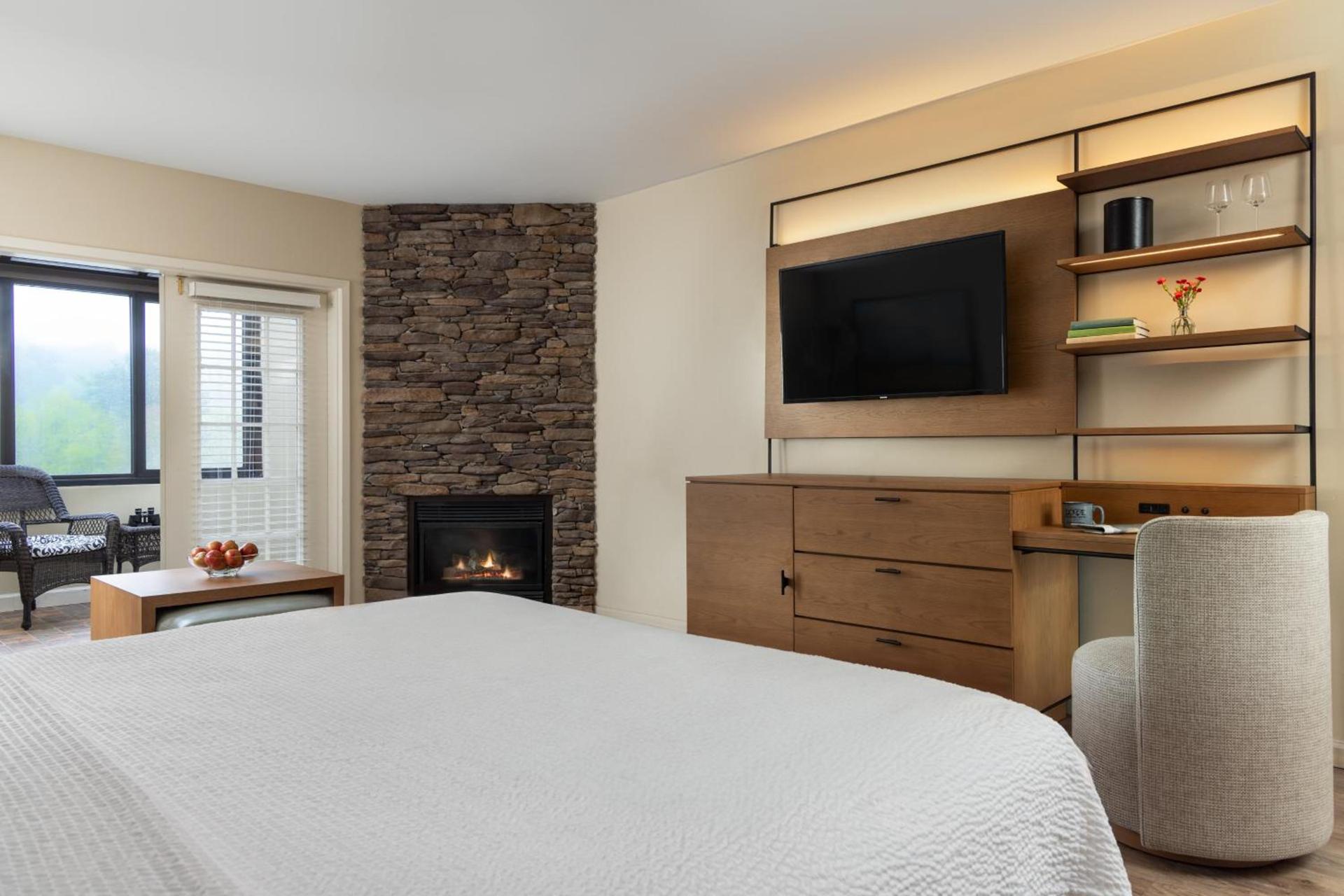 Meadowbrook Inn photo 30