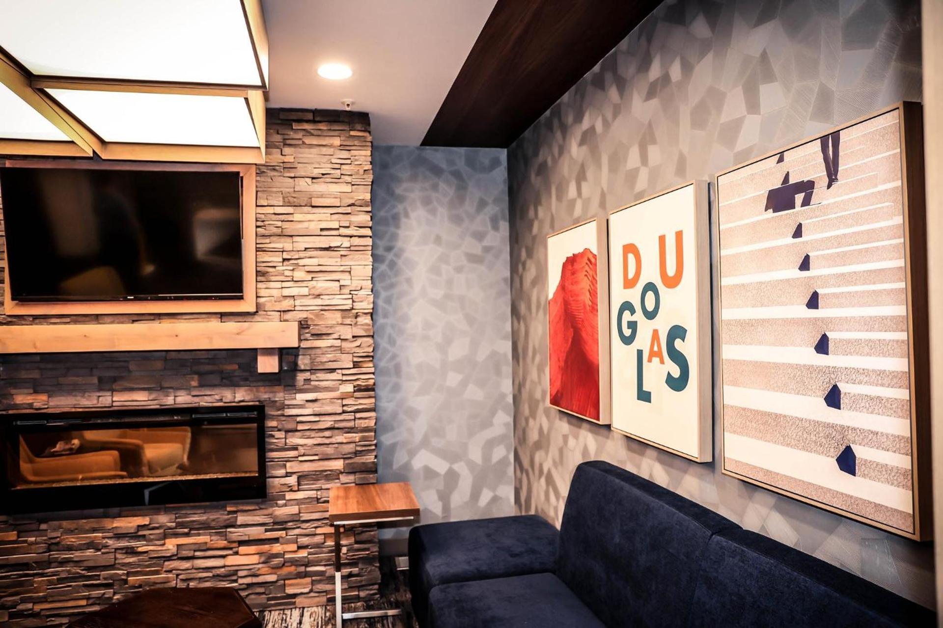 Holiday Inn Express & Suites Douglas by IHG photo 30
