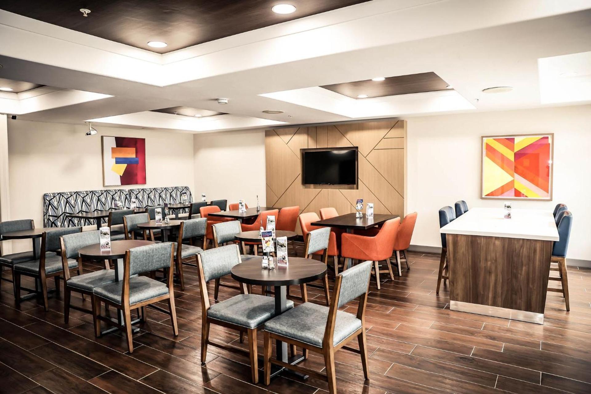 Holiday Inn Express & Suites Douglas by IHG photo 45