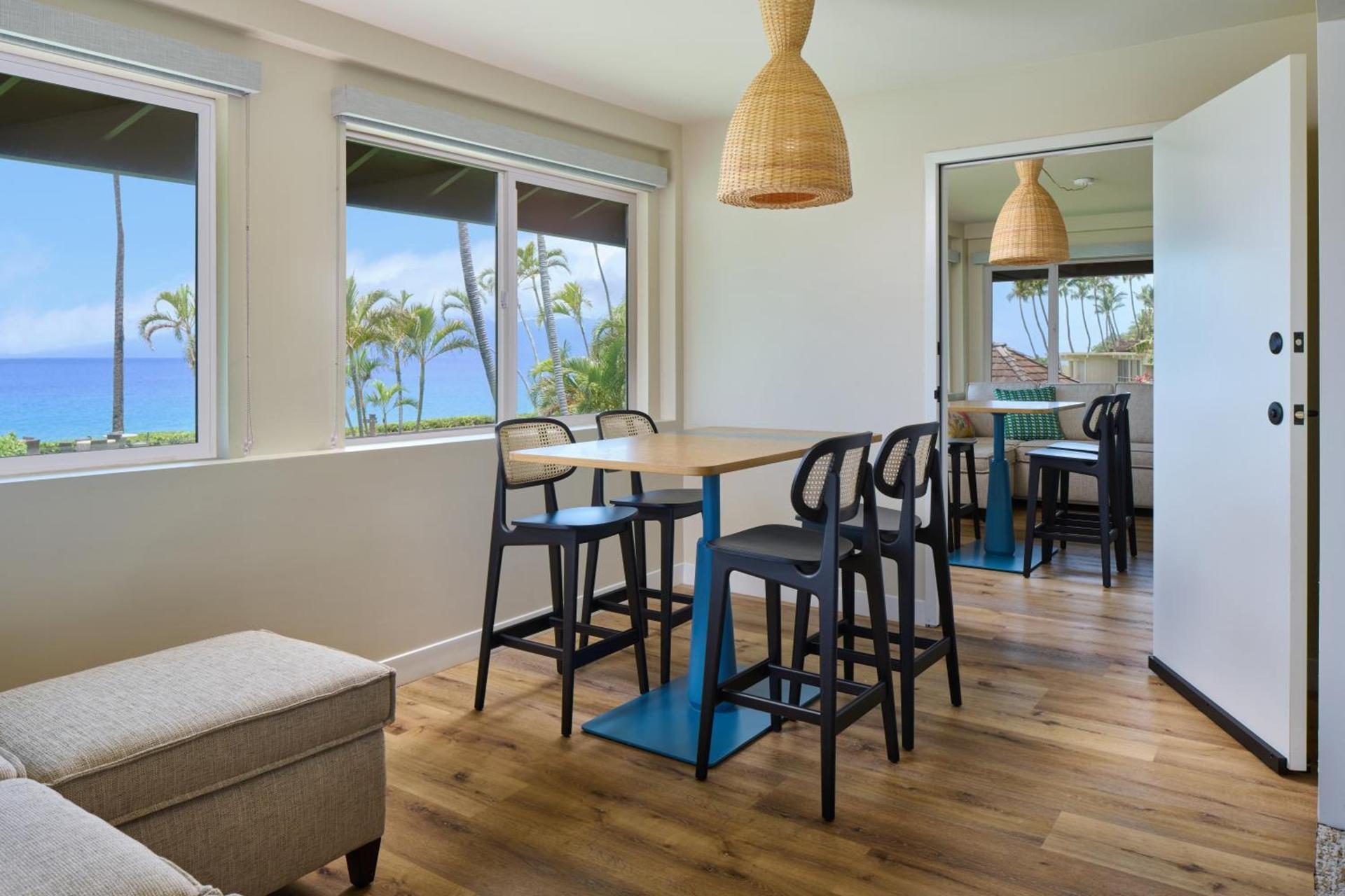 Royal Lahaina Resort & Bungalows photo 25