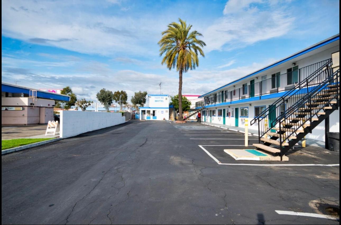 Sunny Sands Inn photo 32