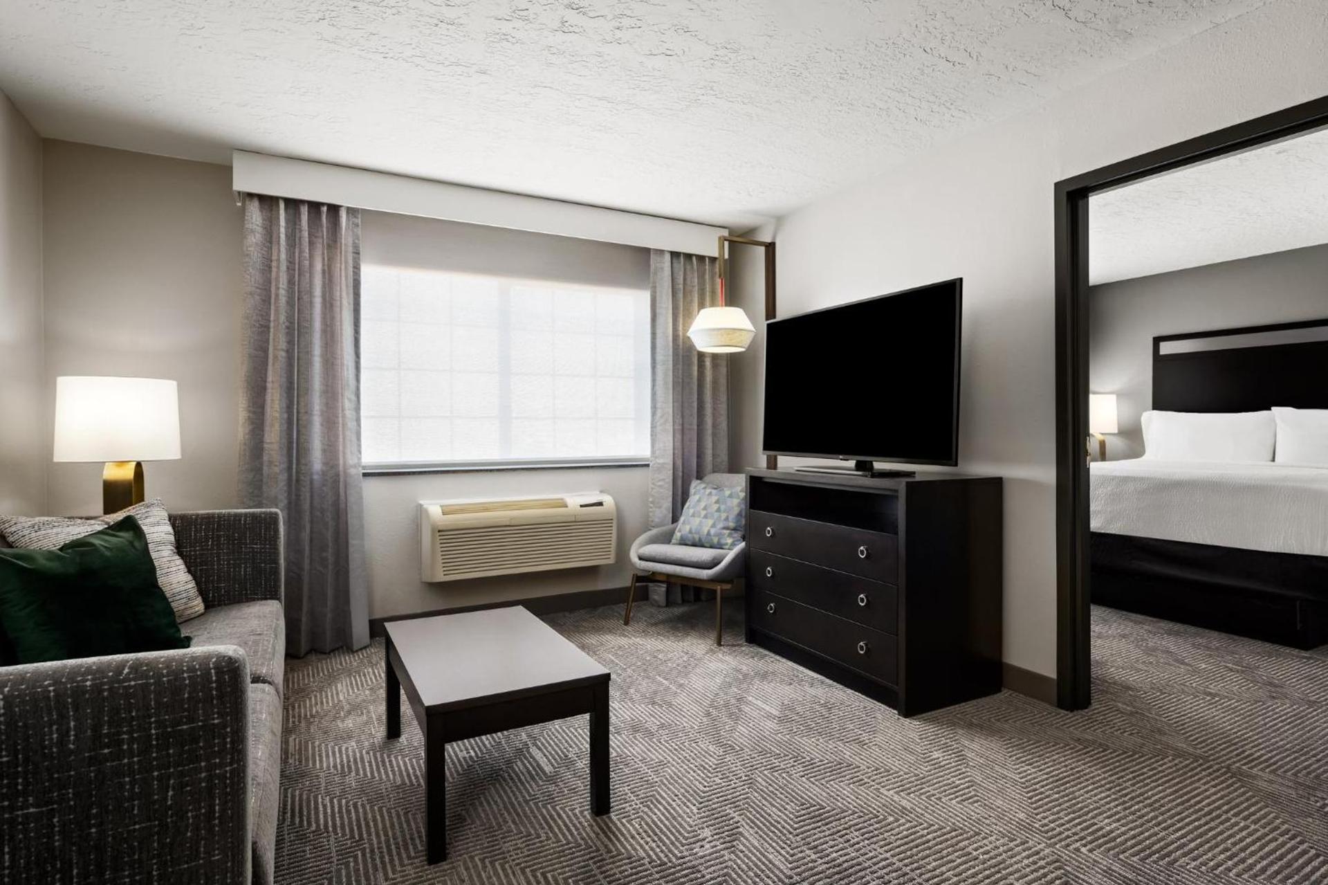 Holiday Inn & Suites Albuquerque Airport by IHG photo 29
