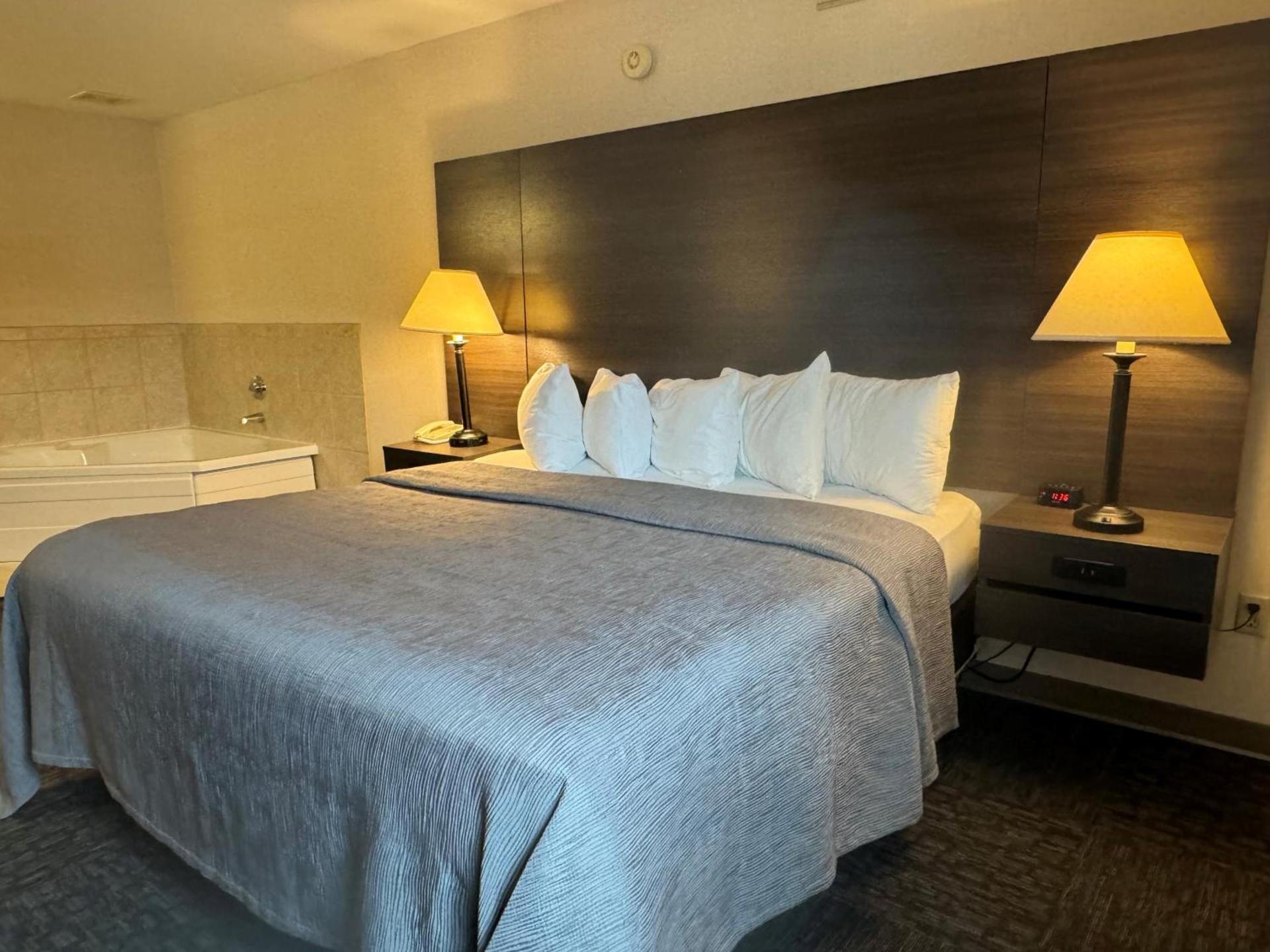 Quality Inn Spearfish I-90 photo 33