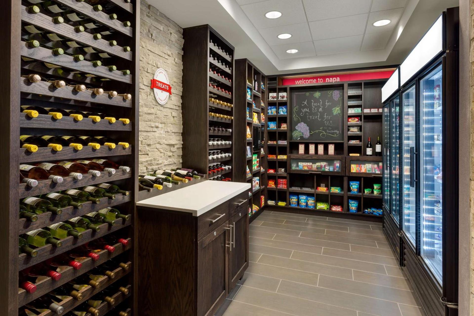Hampton Inn & Suites - Napa, CA photo 12