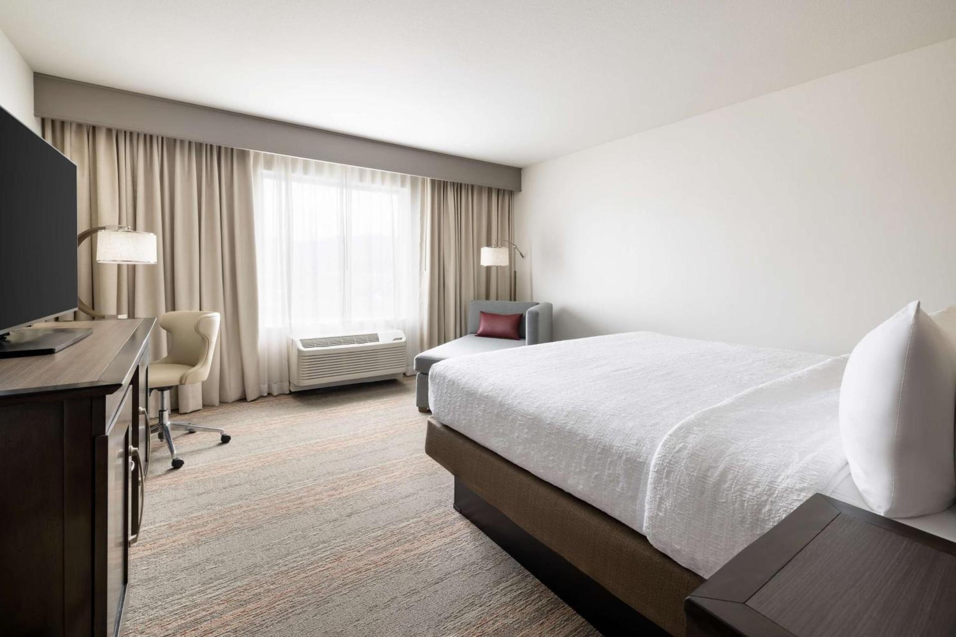 Hampton Inn & Suites - Napa, CA photo 20