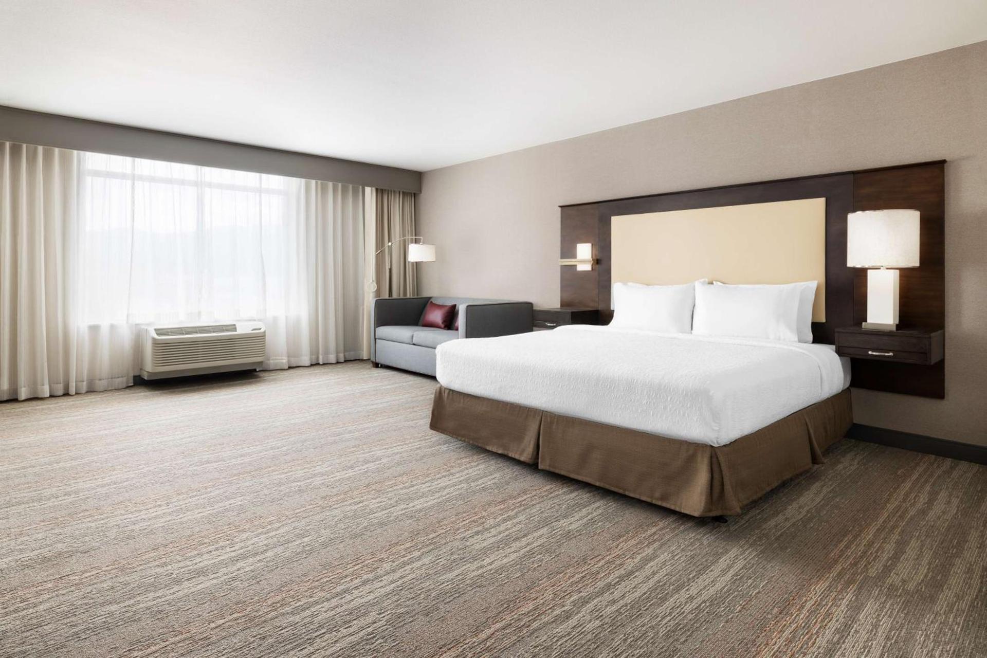 Hampton Inn & Suites - Napa, CA photo 21