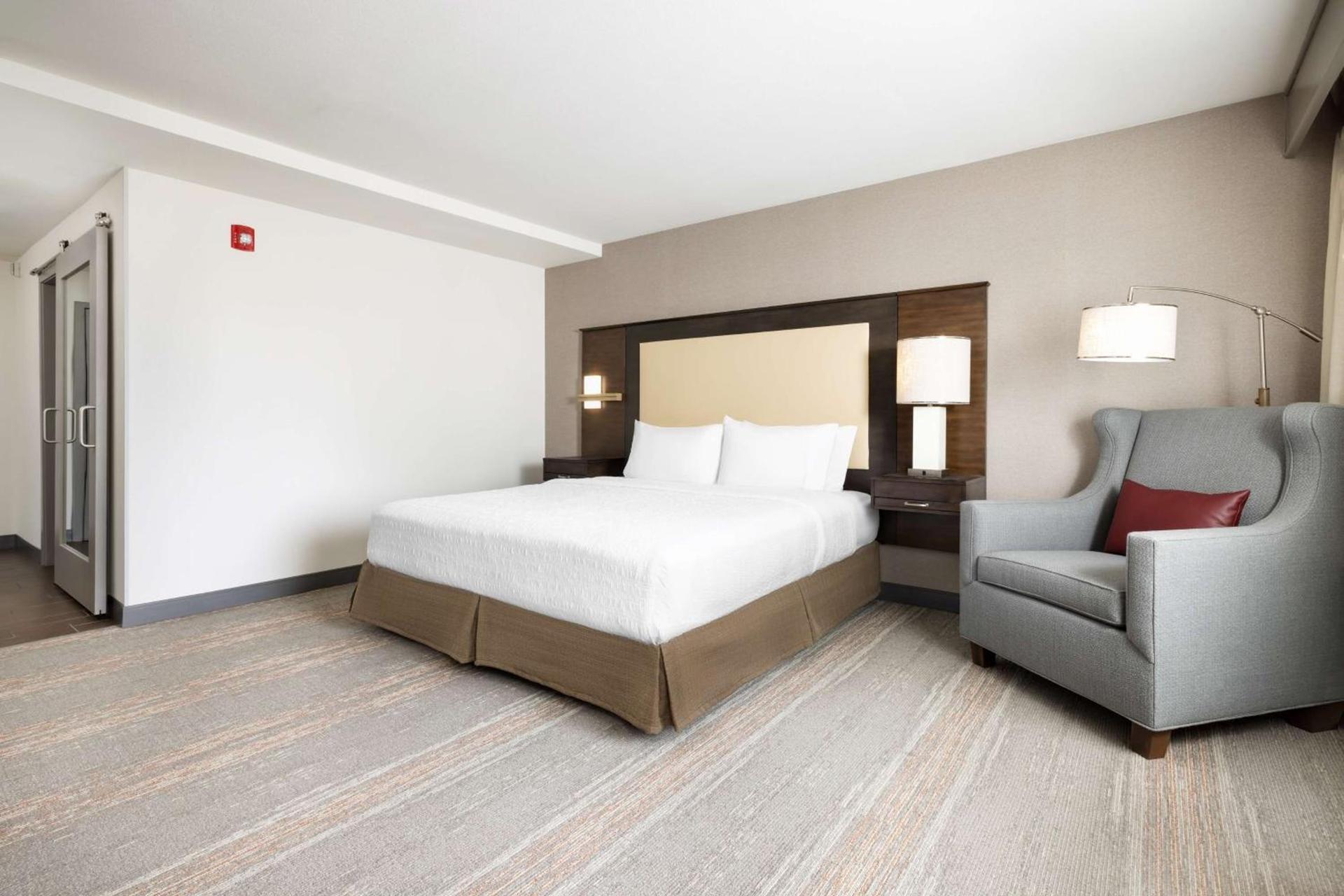 Hampton Inn & Suites - Napa, CA photo 22