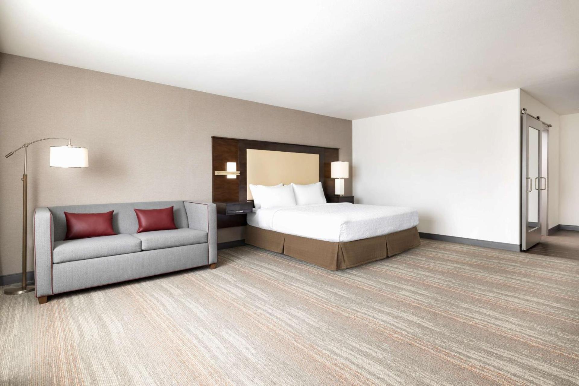 Hampton Inn & Suites - Napa, CA photo 32