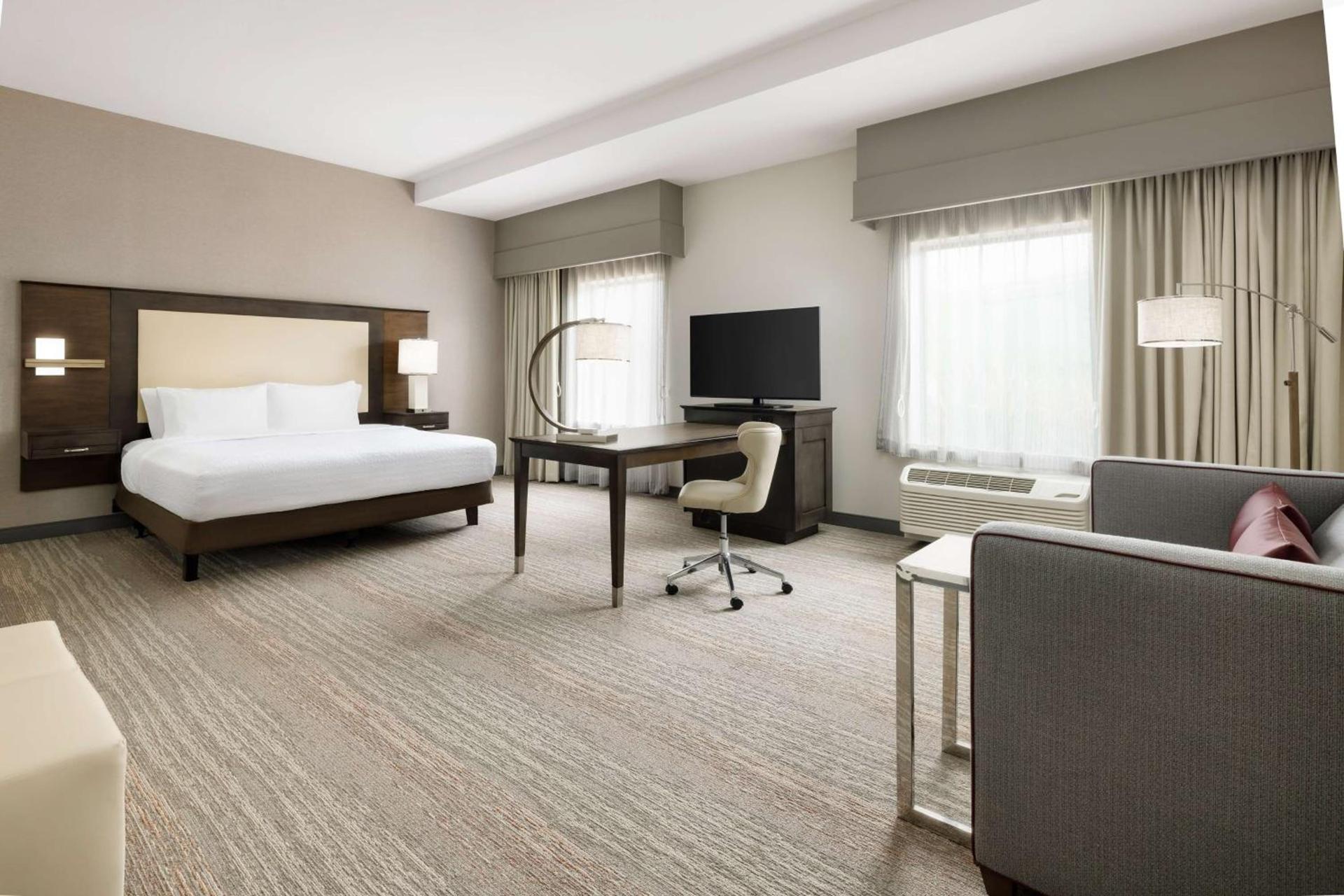 Hampton Inn & Suites - Napa, CA photo 35