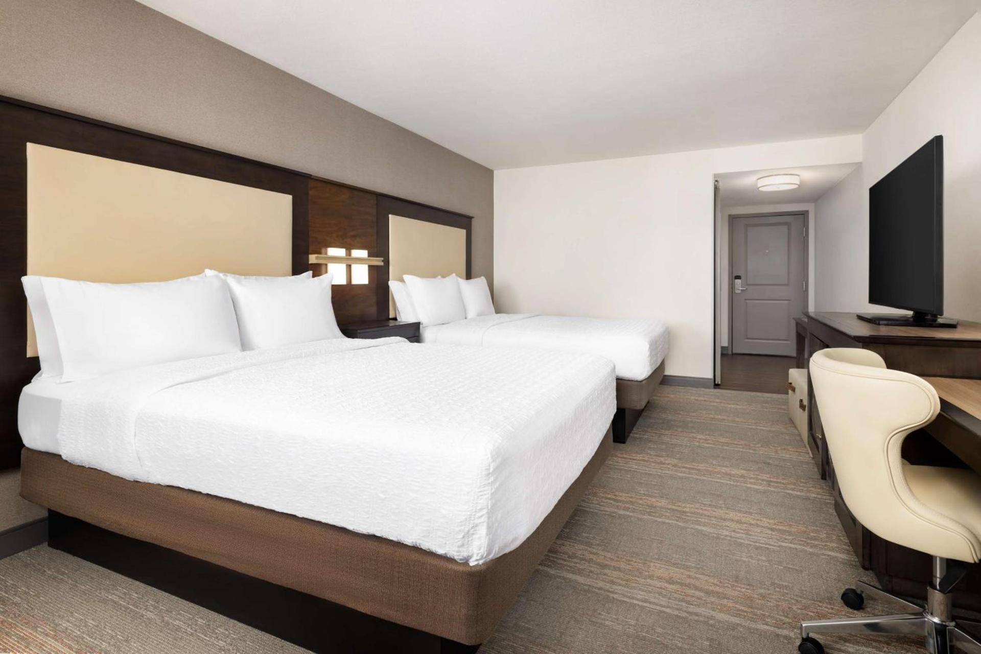 Hampton Inn & Suites - Napa, CA photo 41