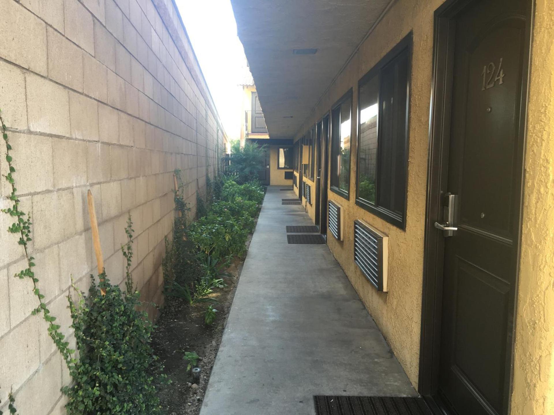 Sierra Inn photo 9