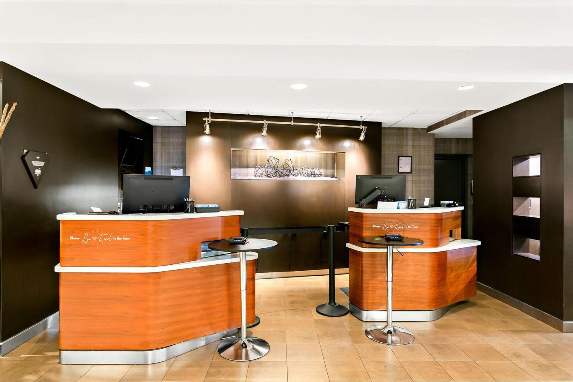 Sonesta Select Greenbelt College Park photo 3