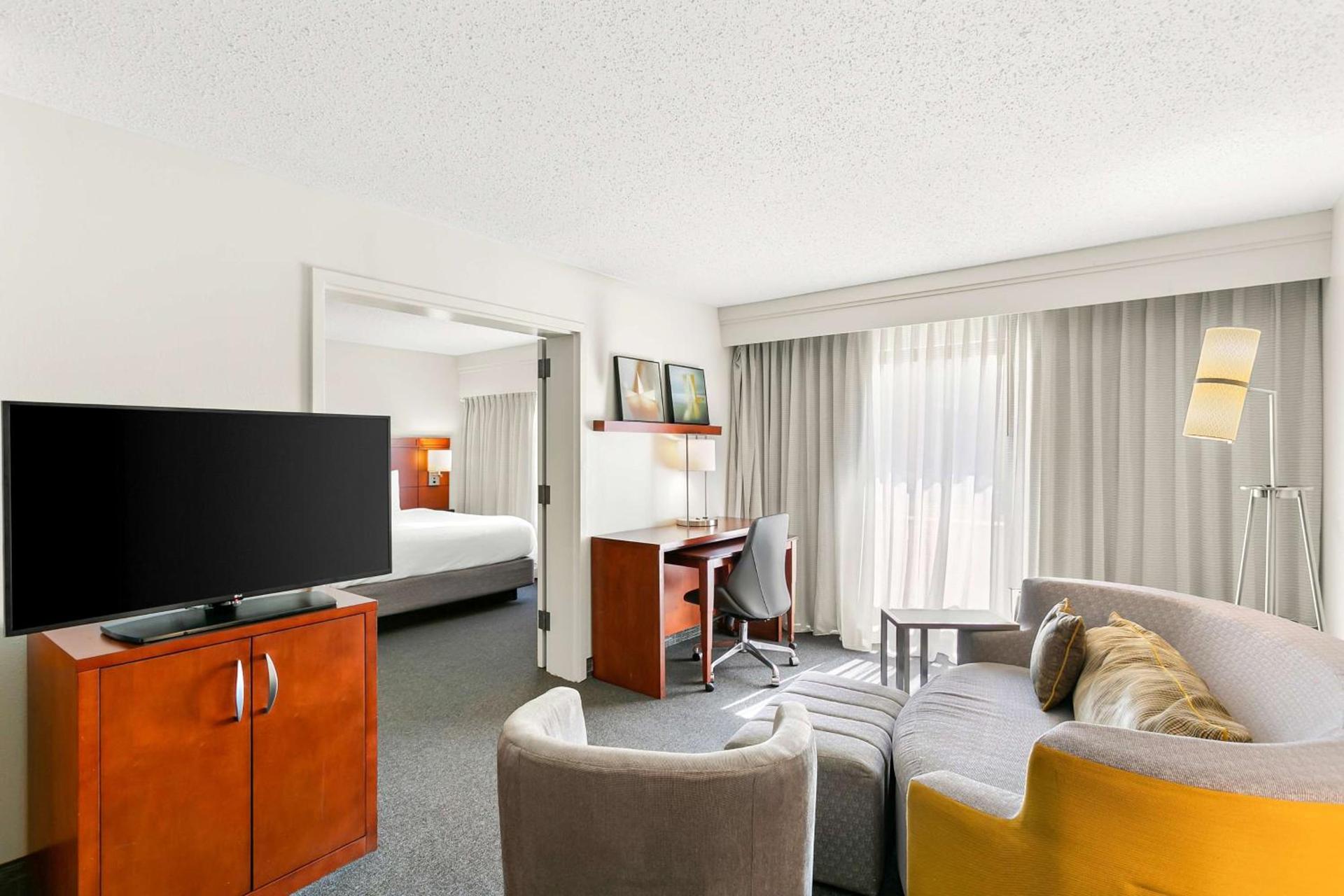 Sonesta Select Greenbelt College Park photo 19