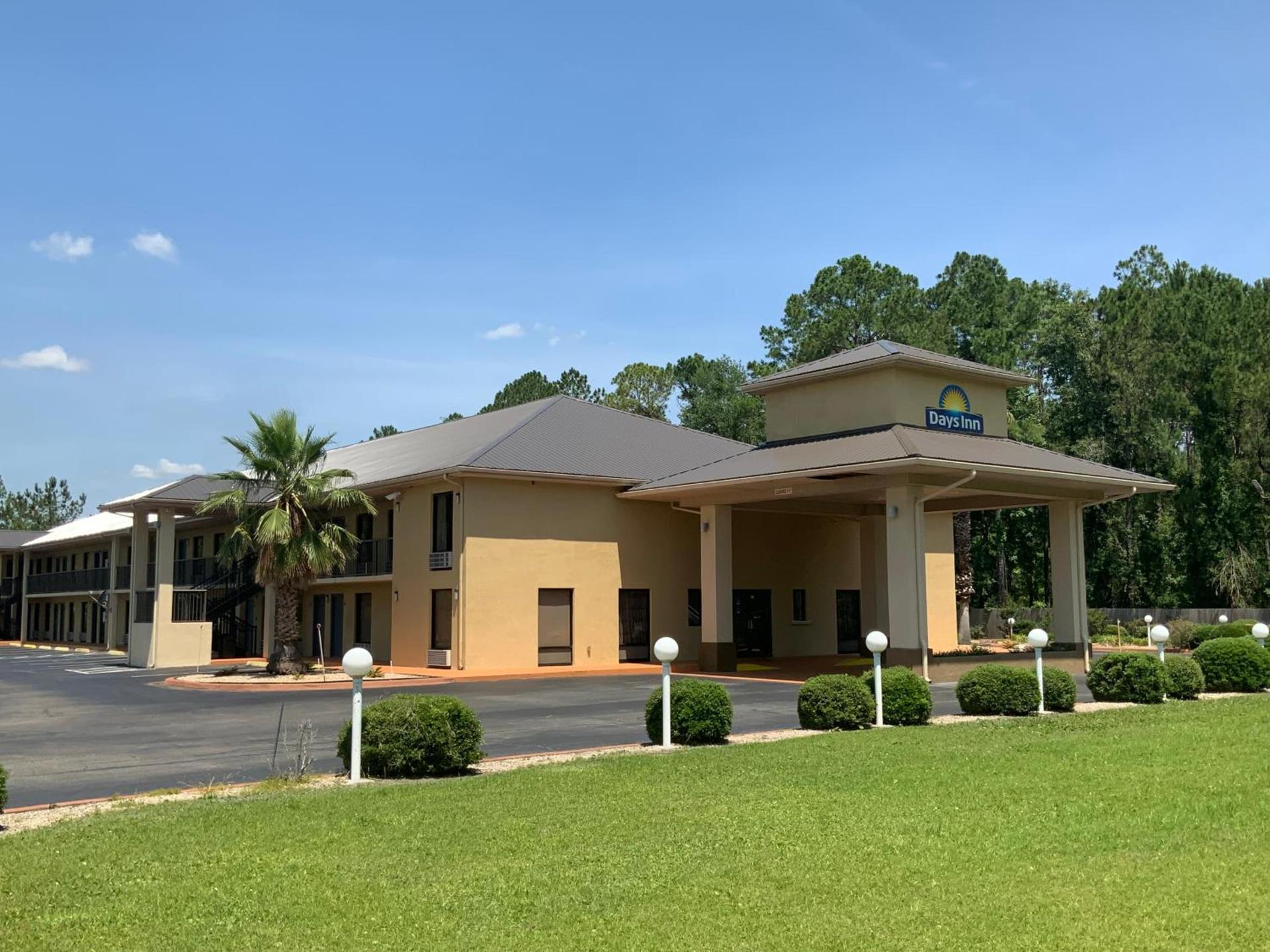 Days Inn by Wyndham Lake City I-10 — hotel in Lake City