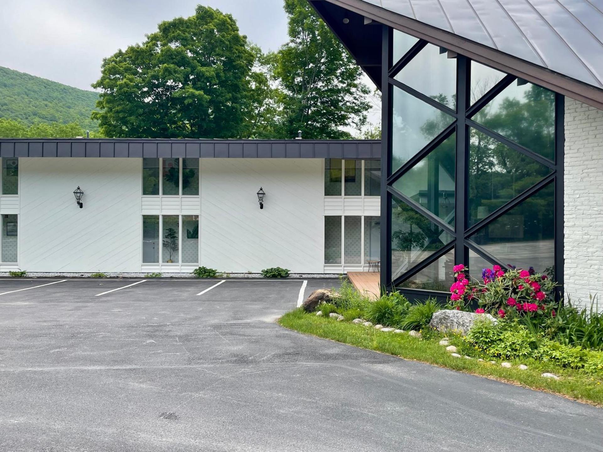 Toll Road Inn photo 17