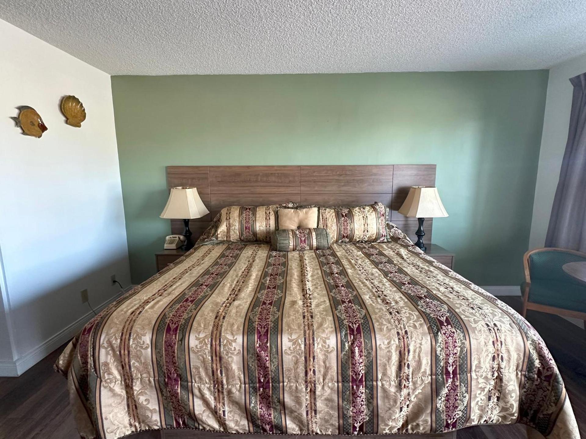 Captain John's Motel photo 49